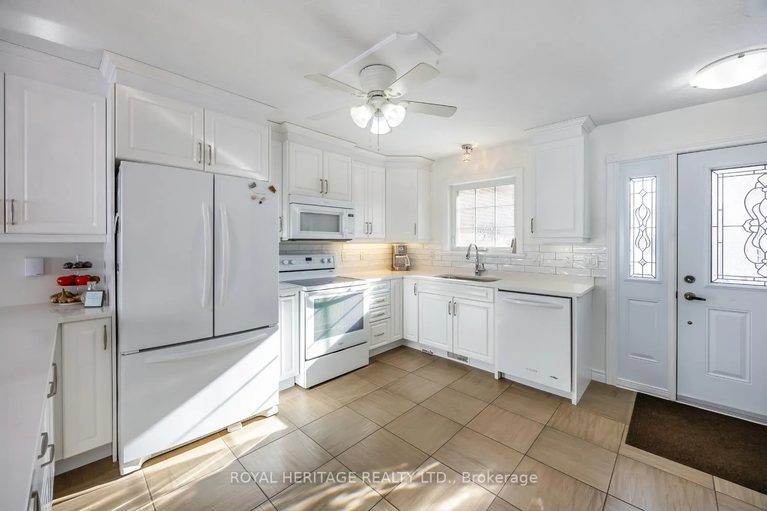 Photo 11 of Unit 162, 301 Carnegie Avenue, Peterborough, Northcrest Ward 5 — HOMEH