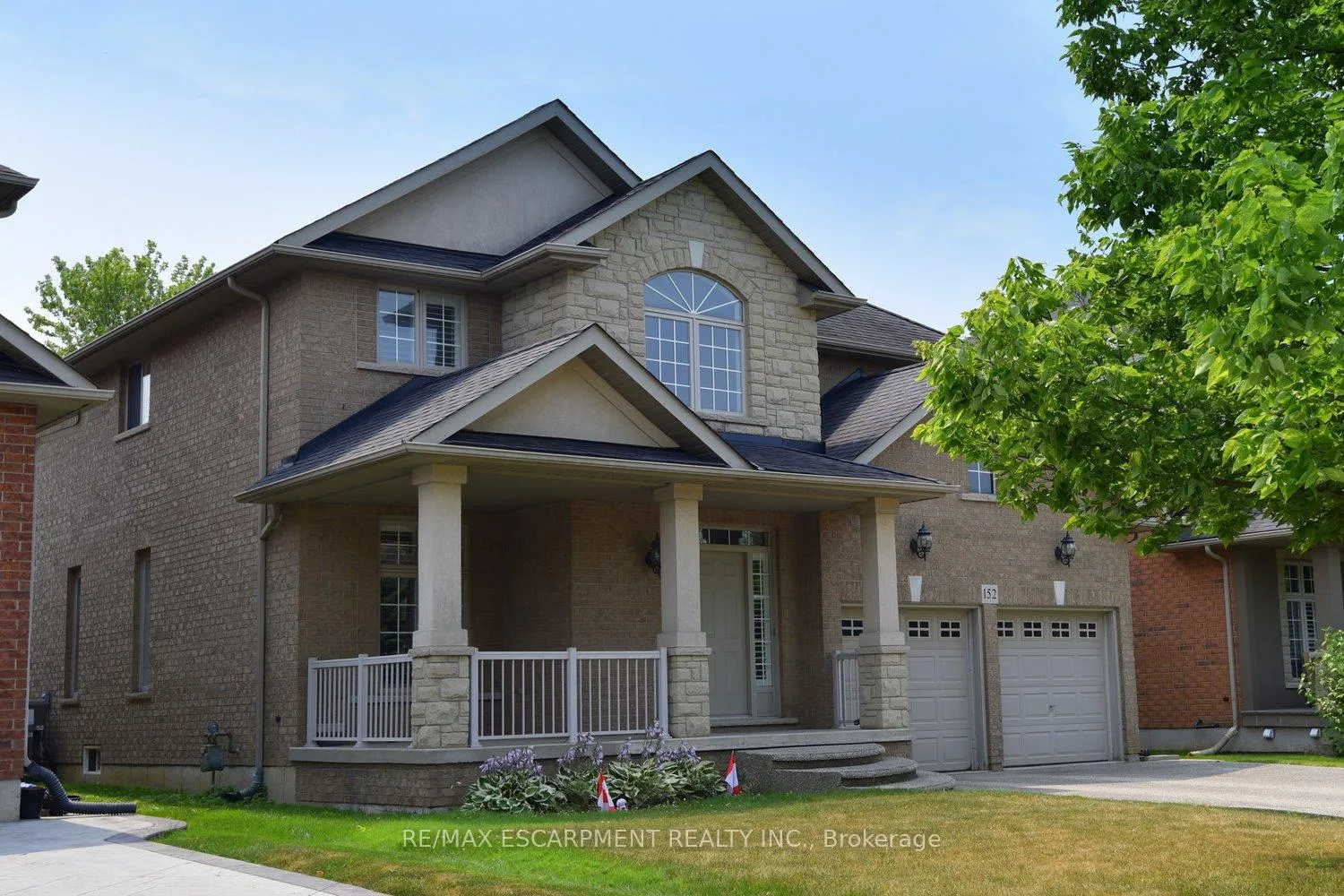 Photo 3 of 152 Tollgate Drive, Hamilton, Ancaster — HOMEH