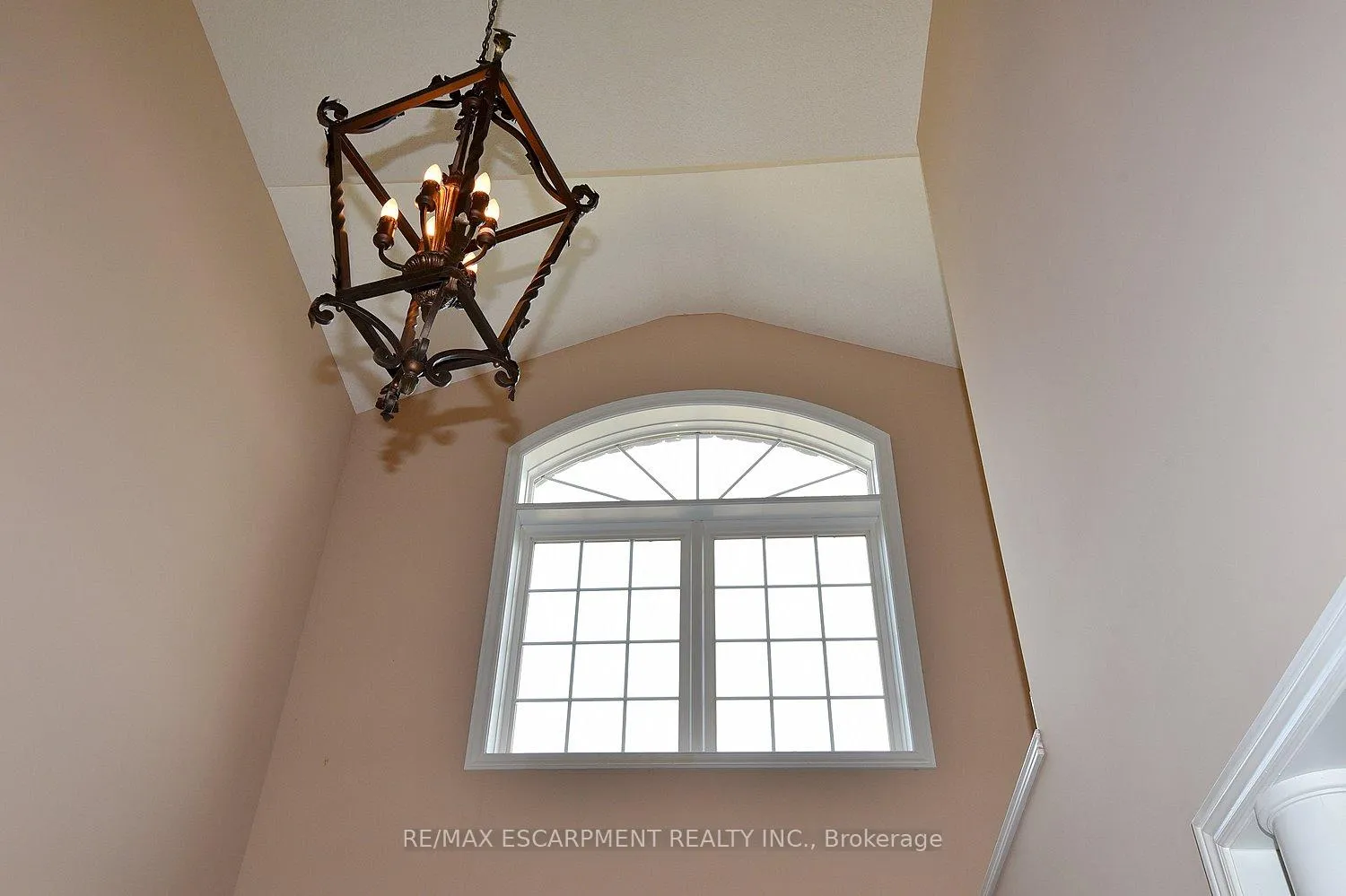 Photo 8 of 152 Tollgate Drive, Hamilton, Ancaster — HOMEH