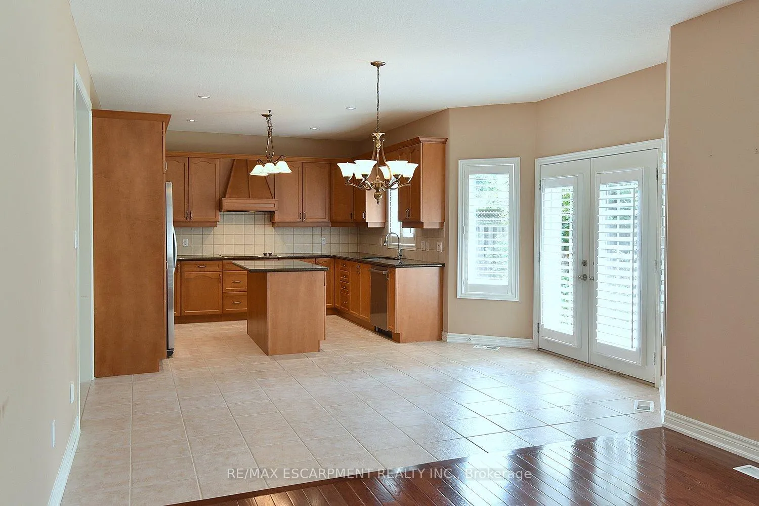 Photo 19 of 152 Tollgate Drive, Hamilton, Ancaster — HOMEH