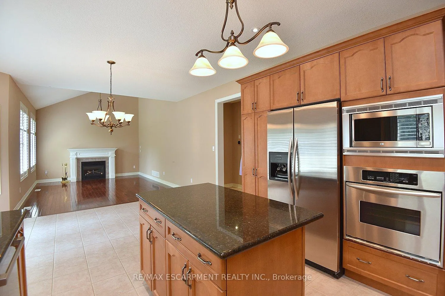 Photo 21 of 152 Tollgate Drive, Hamilton, Ancaster — HOMEH