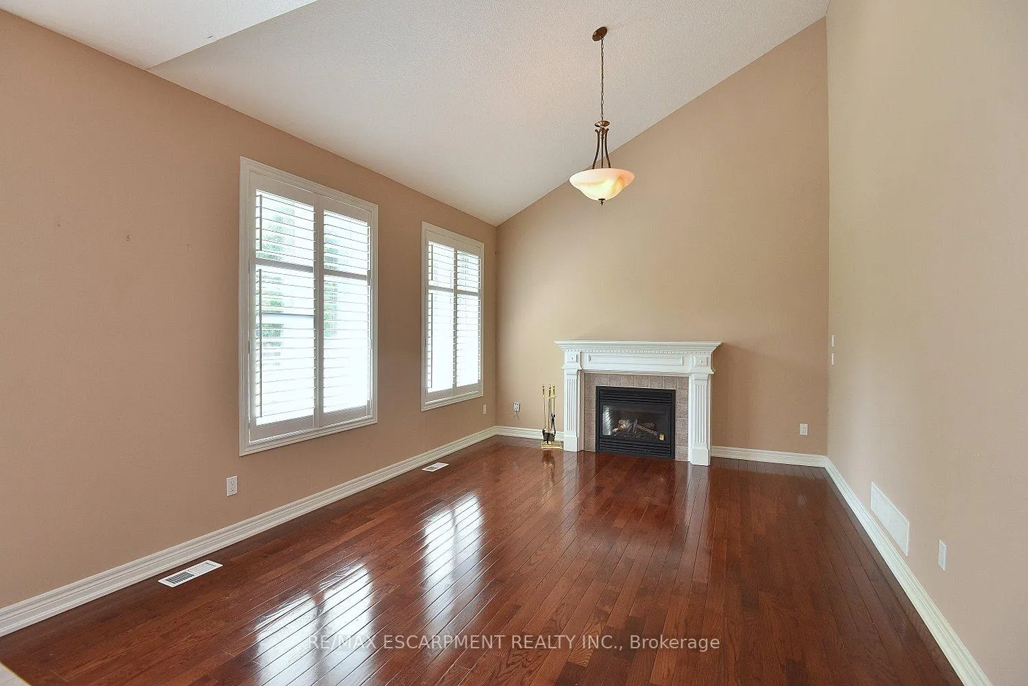 Photo 24 of 152 Tollgate Drive, Hamilton, Ancaster — HOMEH