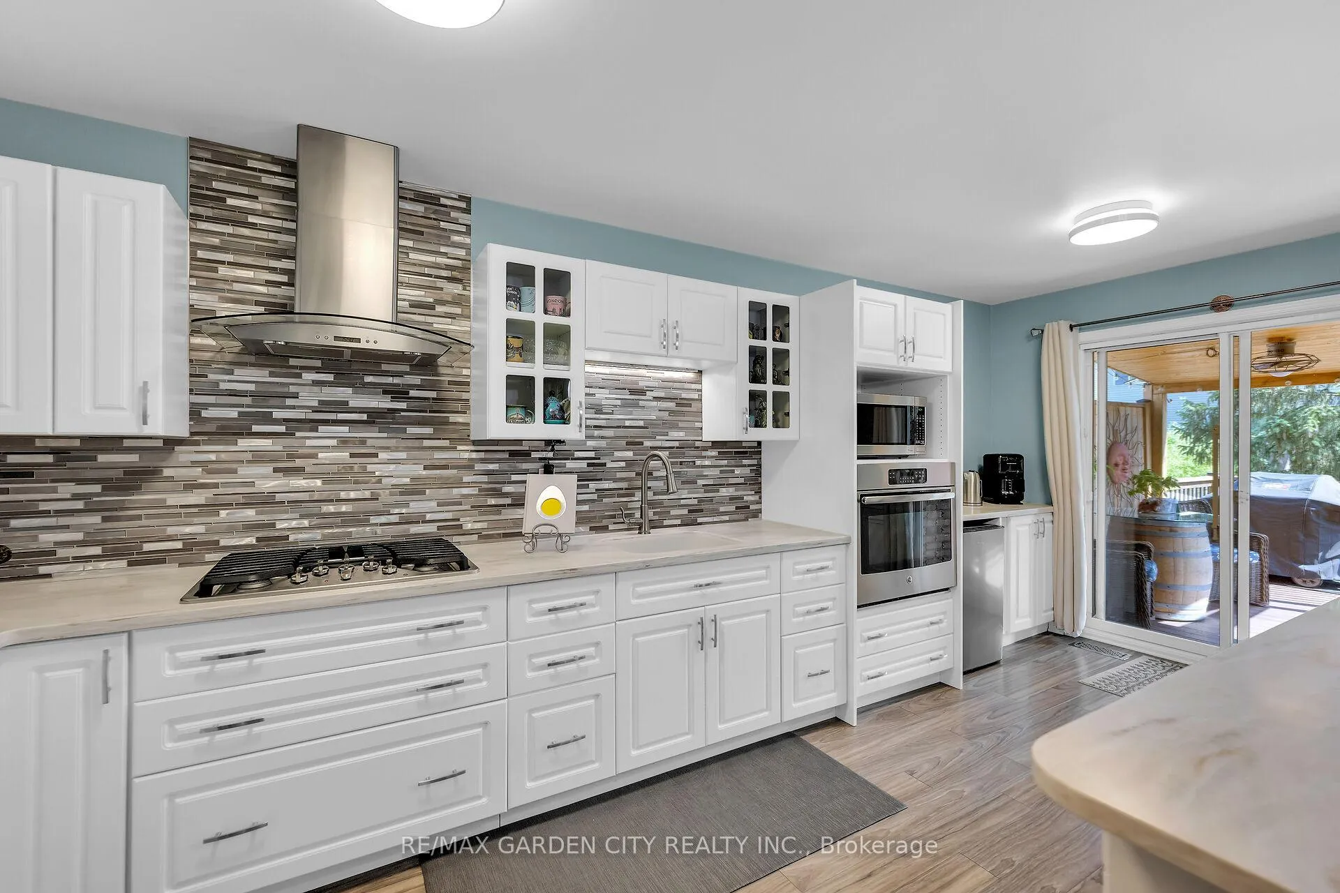 Photo 8 of 5126 St. George Drive, Lincoln, Beamsville — HOMEH