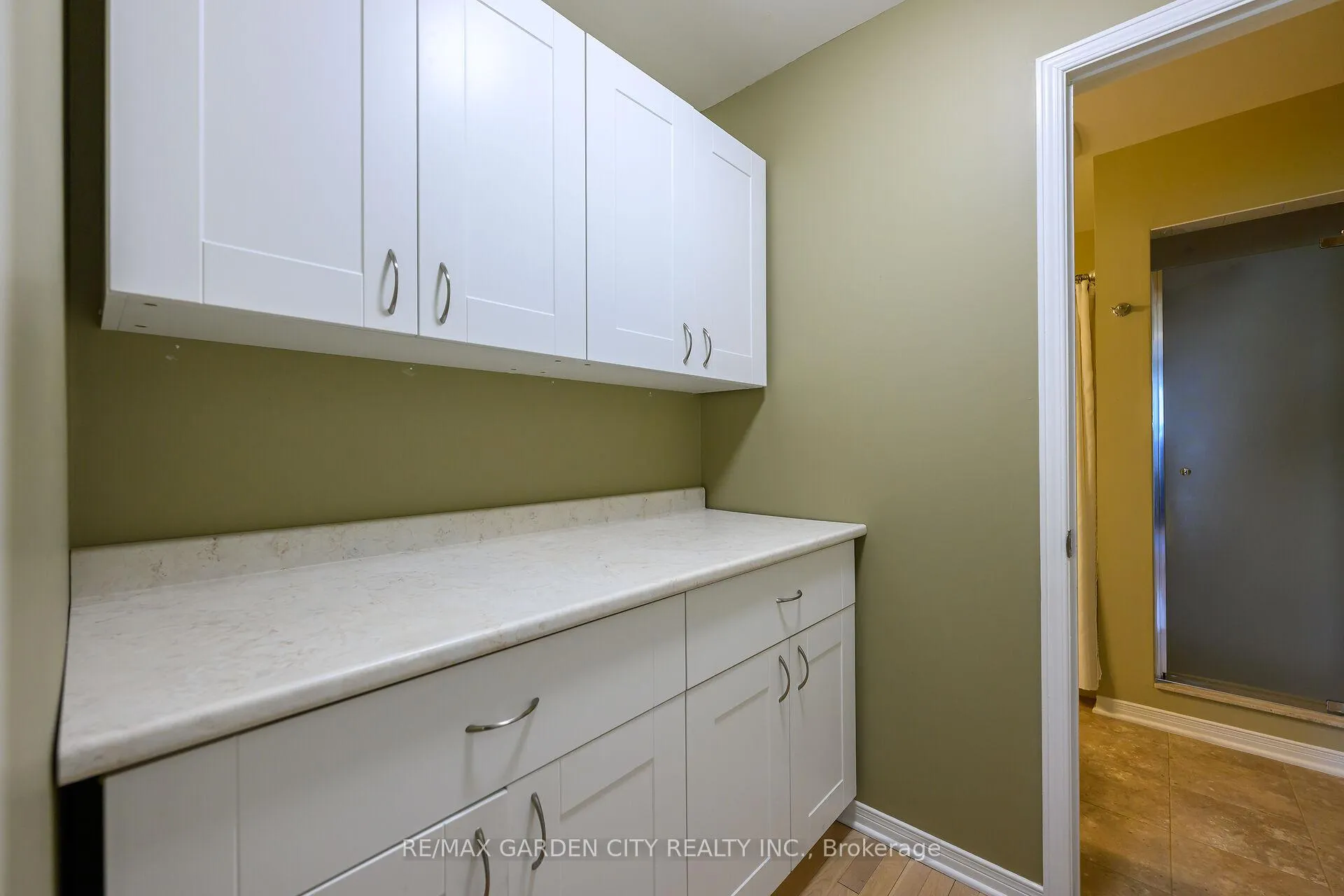 Photo 12 of 5126 St. George Drive, Lincoln, Beamsville — HOMEH