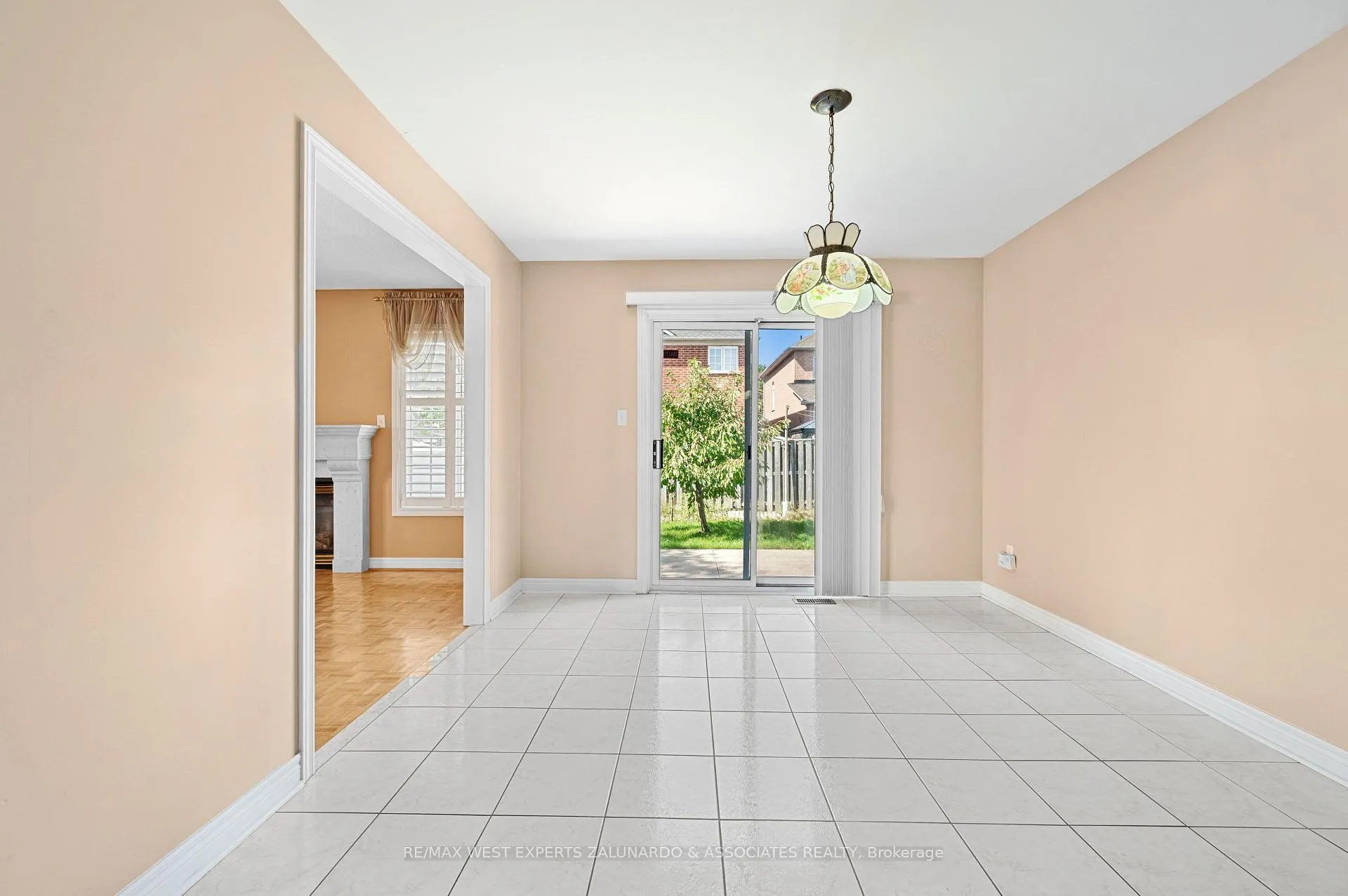 Photo 17 of 322 Vellore Avenue, Vaughan, Vellore Village — HOMEH