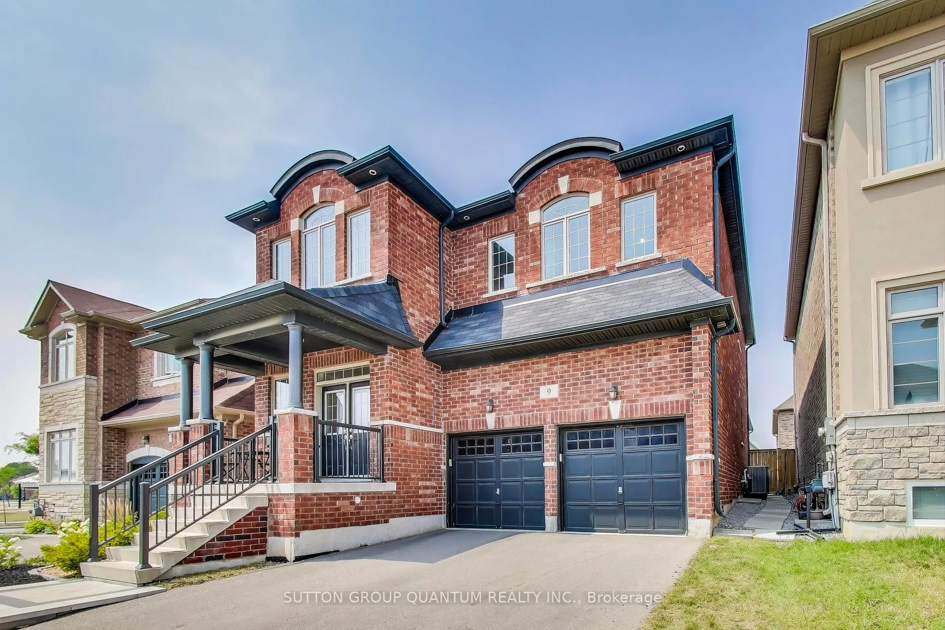 Photo 2 of 9 Skinner Road, Hamilton, Waterdown — HOMEH