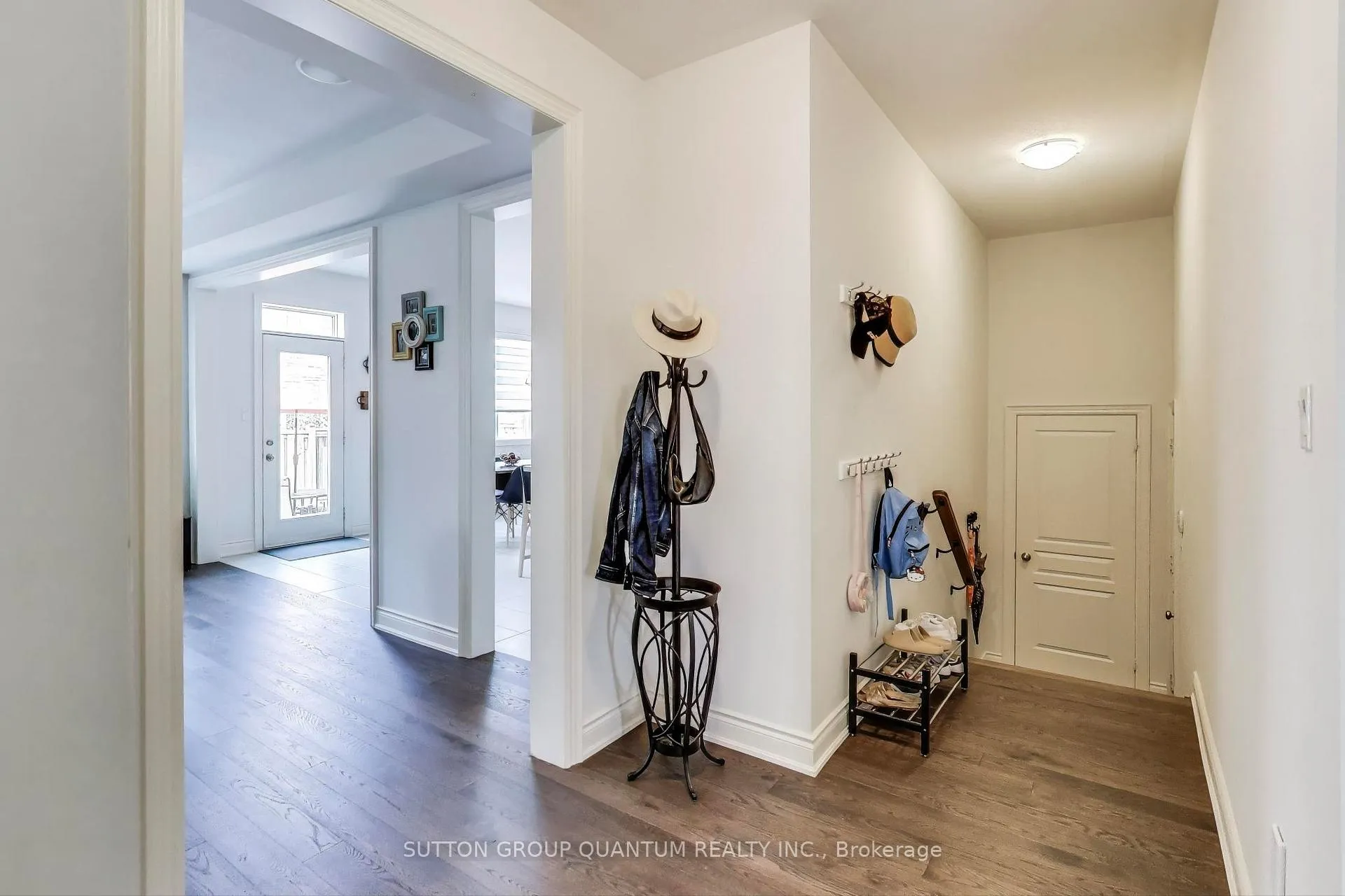 Photo 13 of 9 Skinner Road, Hamilton, Waterdown — HOMEH