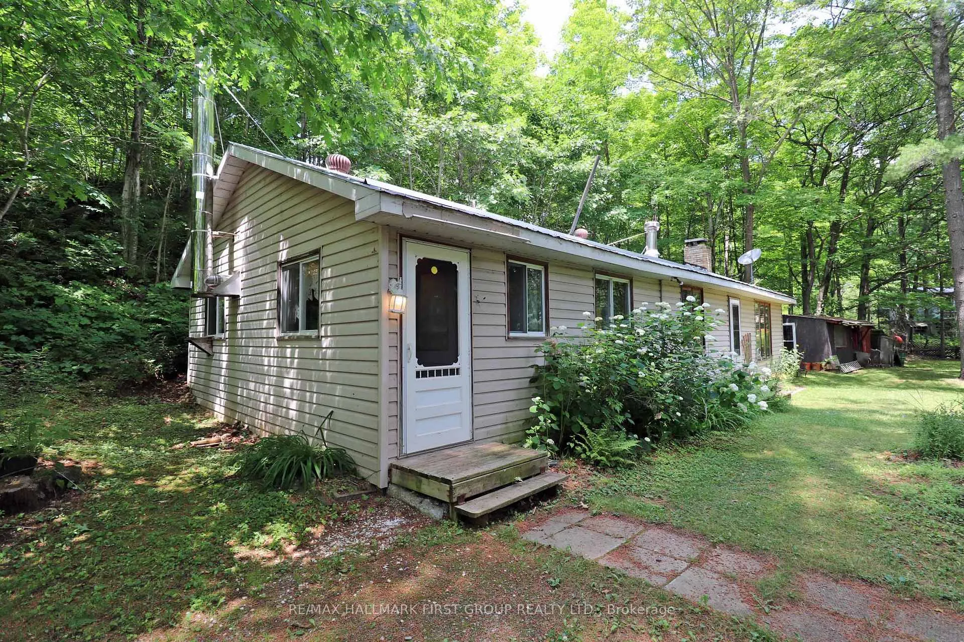 Front of 228 Kehoe Lane