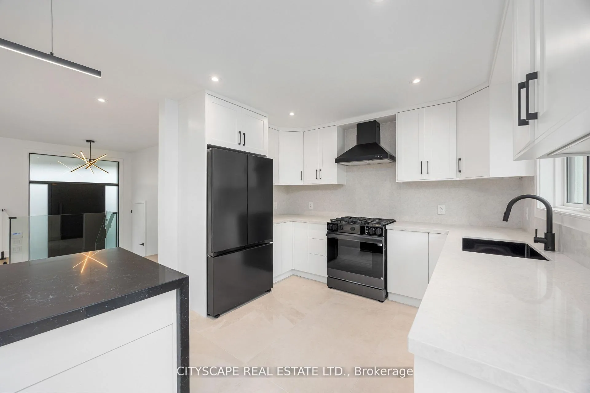 Photo 13 of 6 Portree Crescent, Markham, Royal Orchard — HOMEH