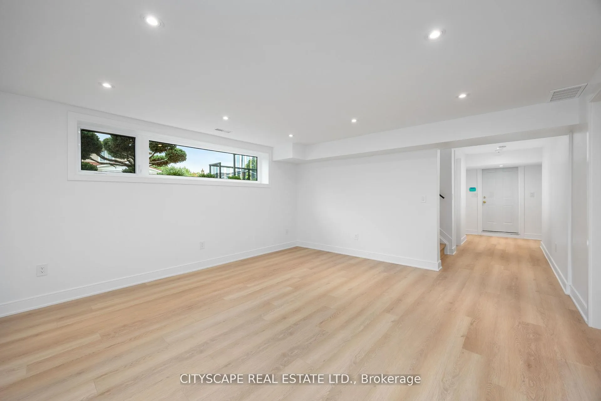 Photo 33 of 6 Portree Crescent, Markham, Royal Orchard — HOMEH
