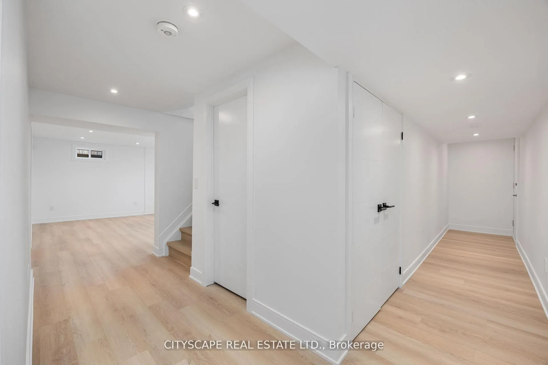 Photo 43 of 6 Portree Crescent, Markham, Royal Orchard — HOMEH