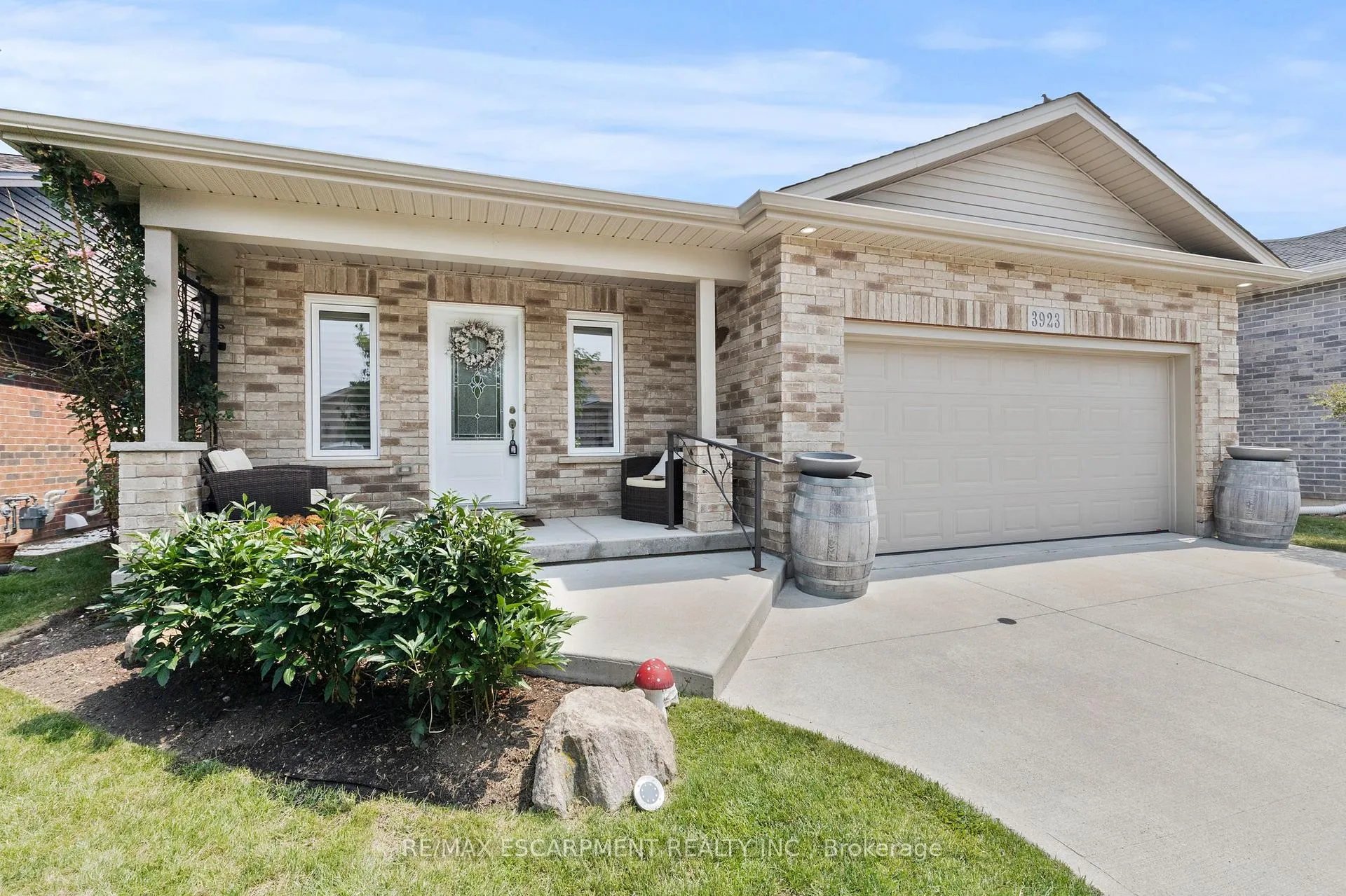 Photo 2 of 3923 Sunset Lane, Lincoln, Lincoln-Jordan/Vineland — HOMEH