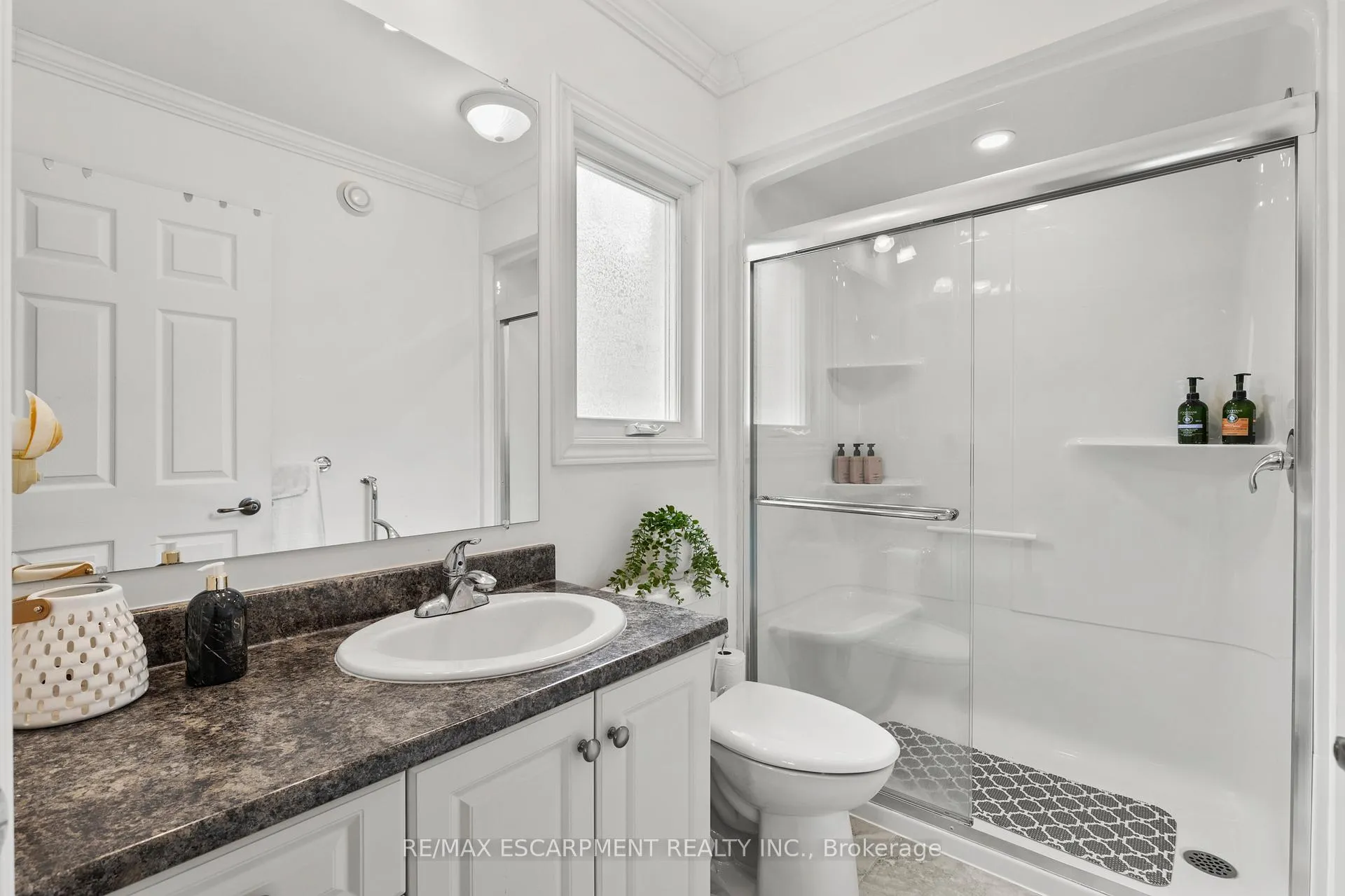 Photo 20 of 3923 Sunset Lane, Lincoln, Lincoln-Jordan/Vineland — HOMEH