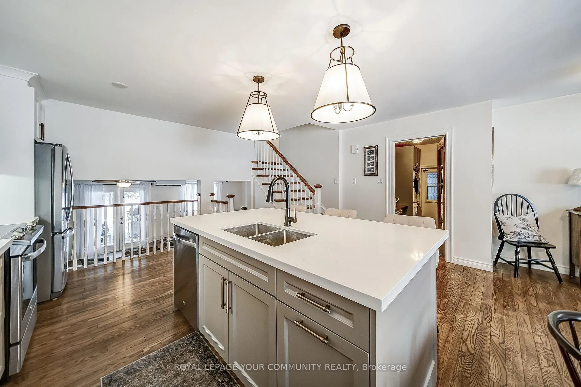 Photo 8 of 798 Lockhart Road, Barrie, Rural Barrie Southeast — HOMEH