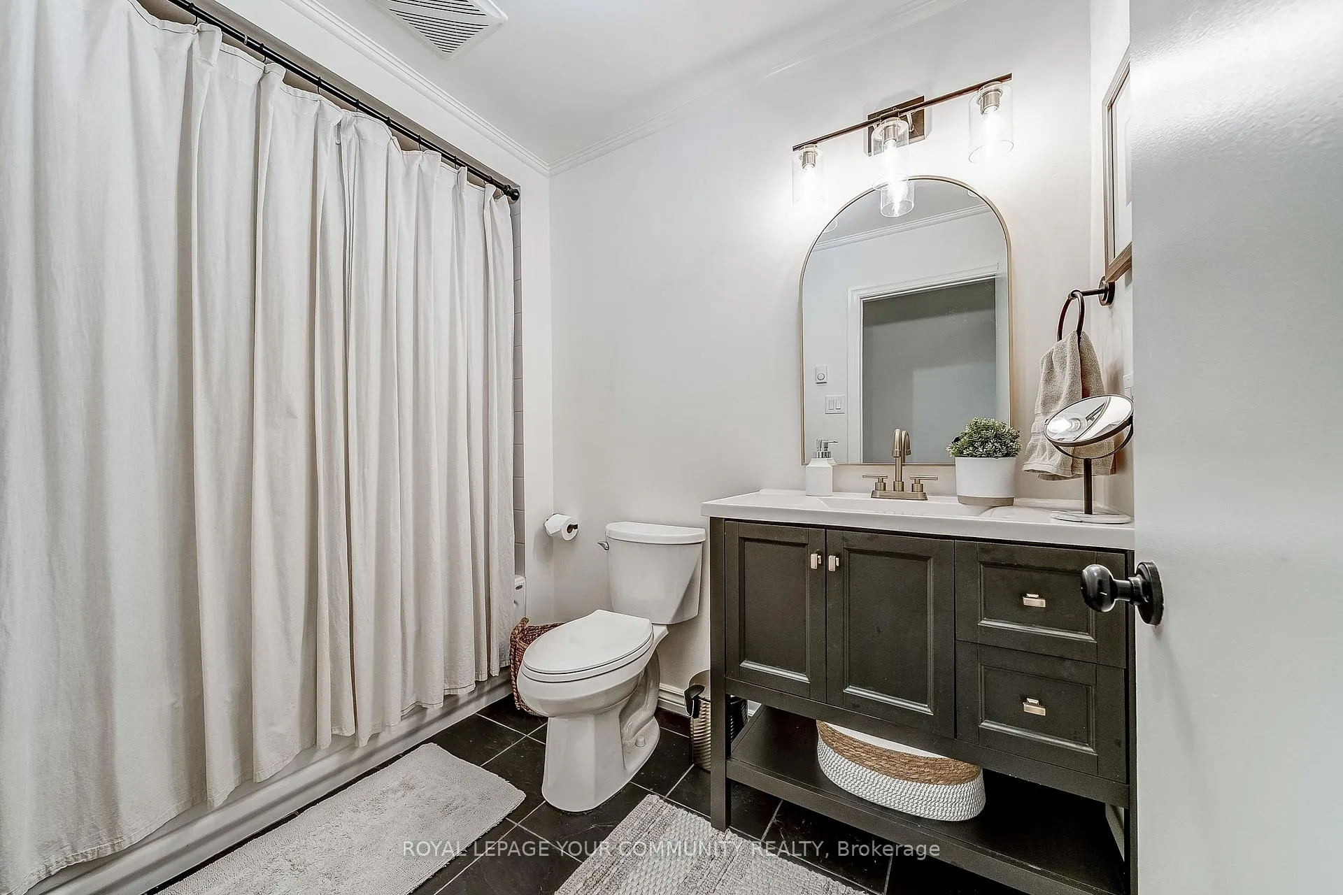 Photo 18 of 798 Lockhart Road, Barrie, Rural Barrie Southeast — HOMEH