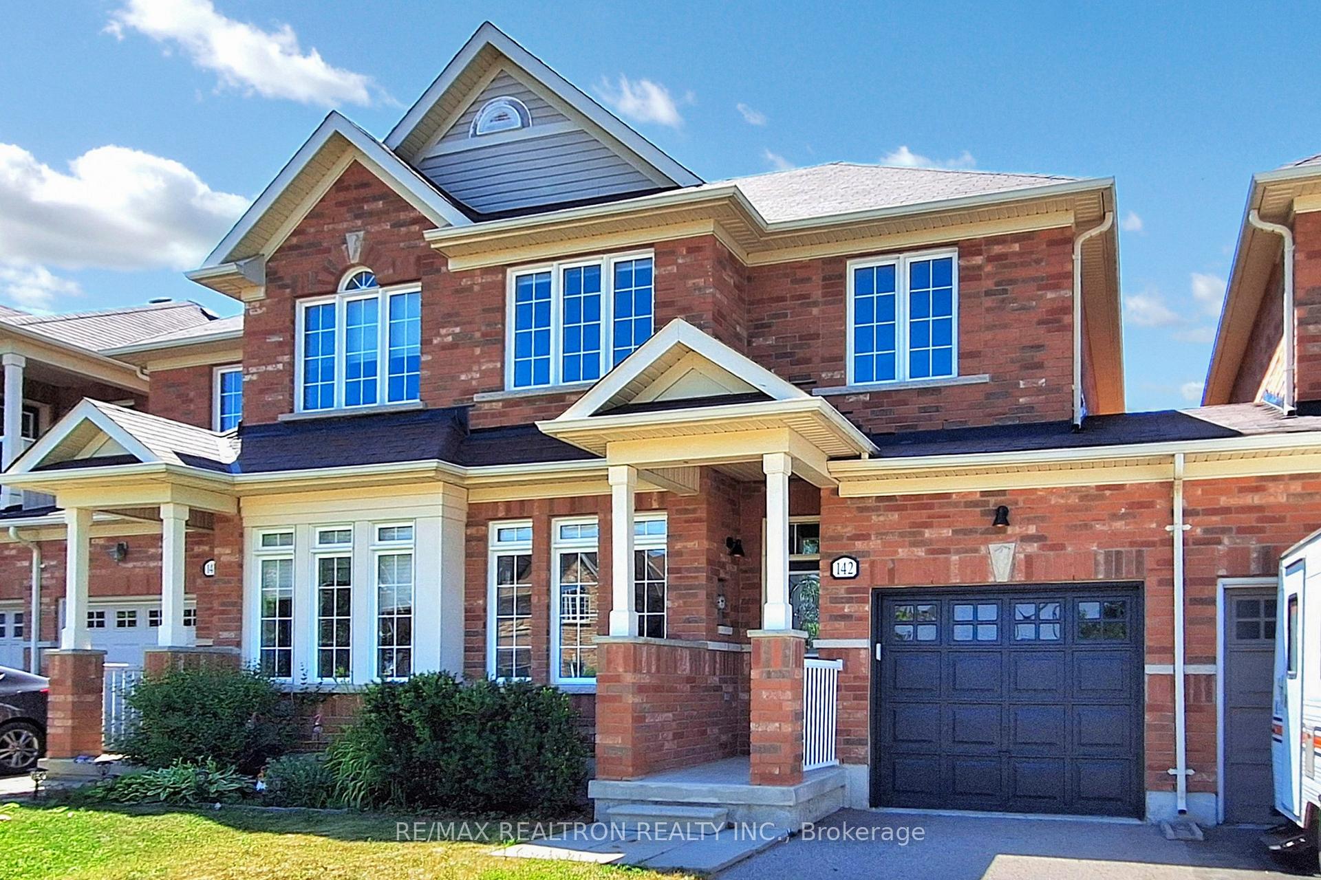 Front of 142 Laurendale Avenue