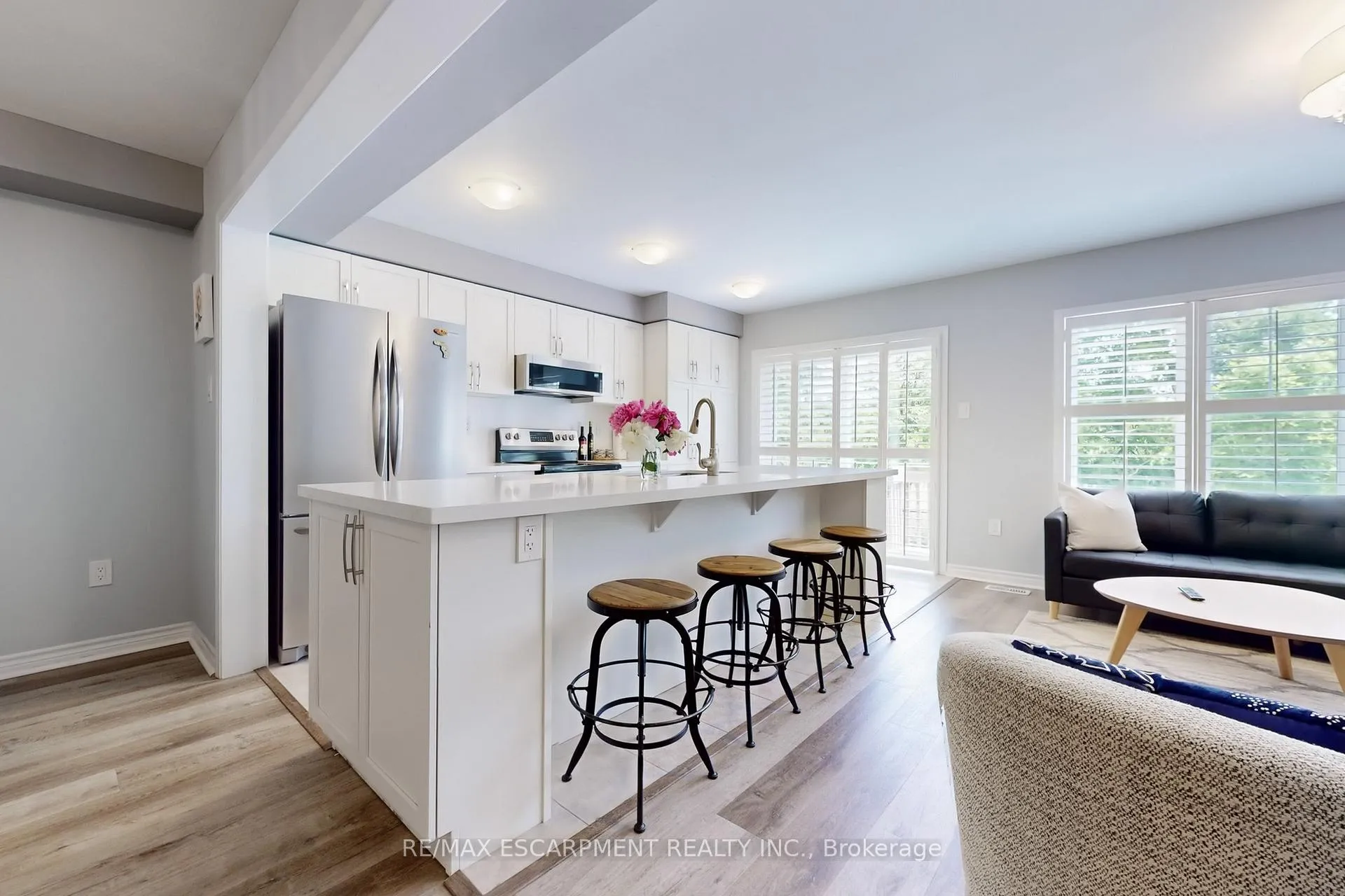 Photo 7 of Unit 37, 230 Avonsyde Boulevard, Hamilton, Waterdown — HOMEH
