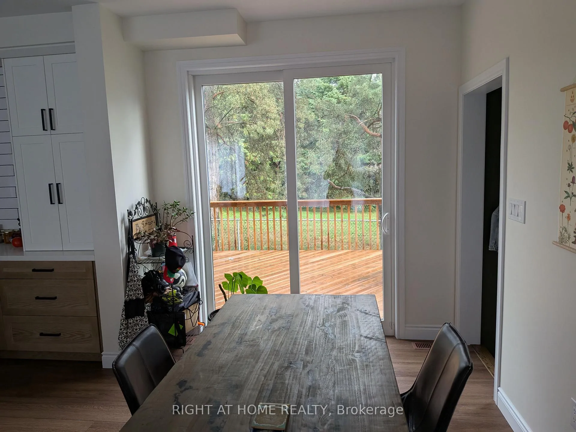 Photo 8 of 5 Phair Avenue, Clarington, Courtice — HOMEH