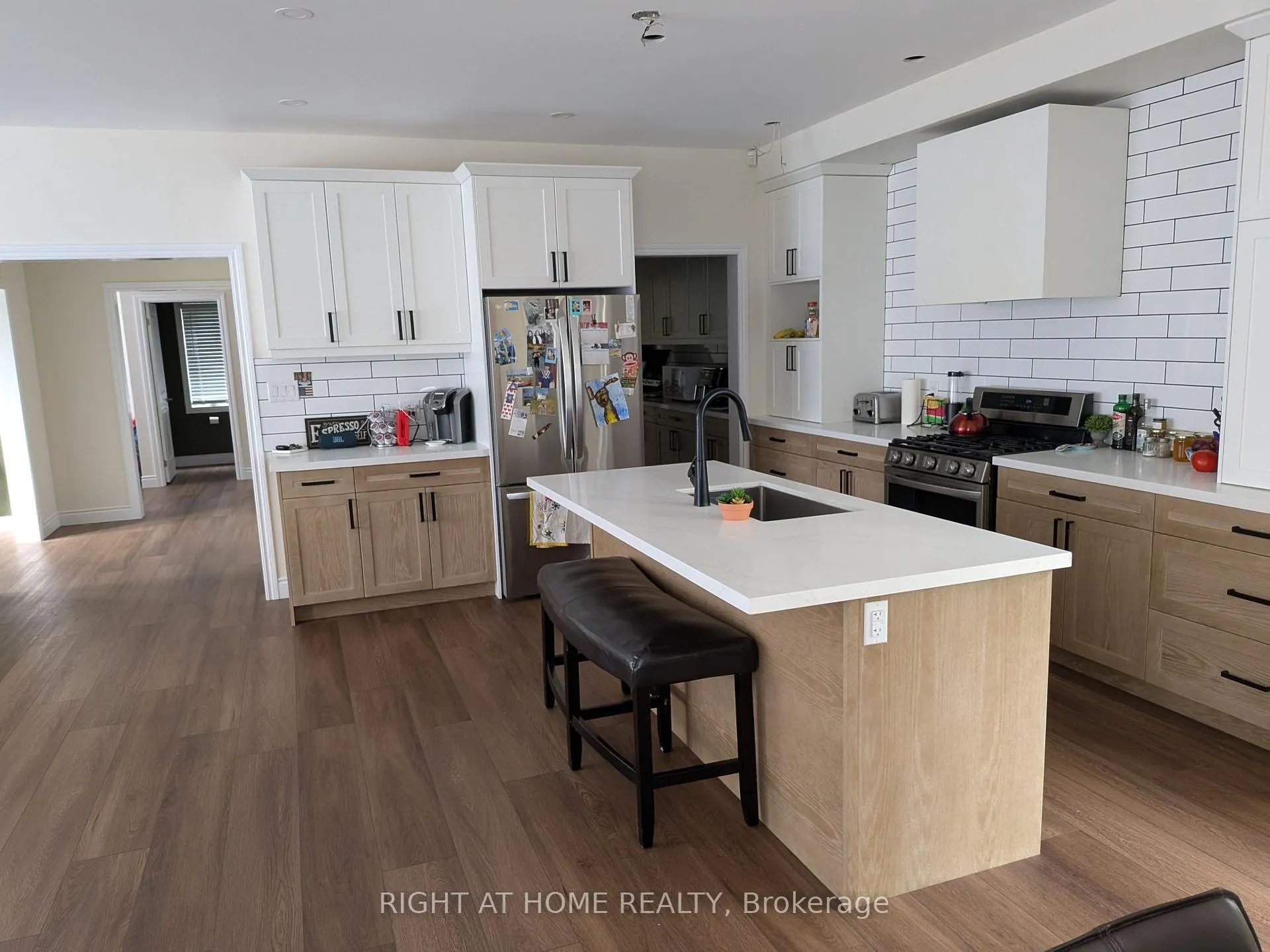Photo 17 of 5 Phair Avenue, Clarington, Courtice — HOMEH