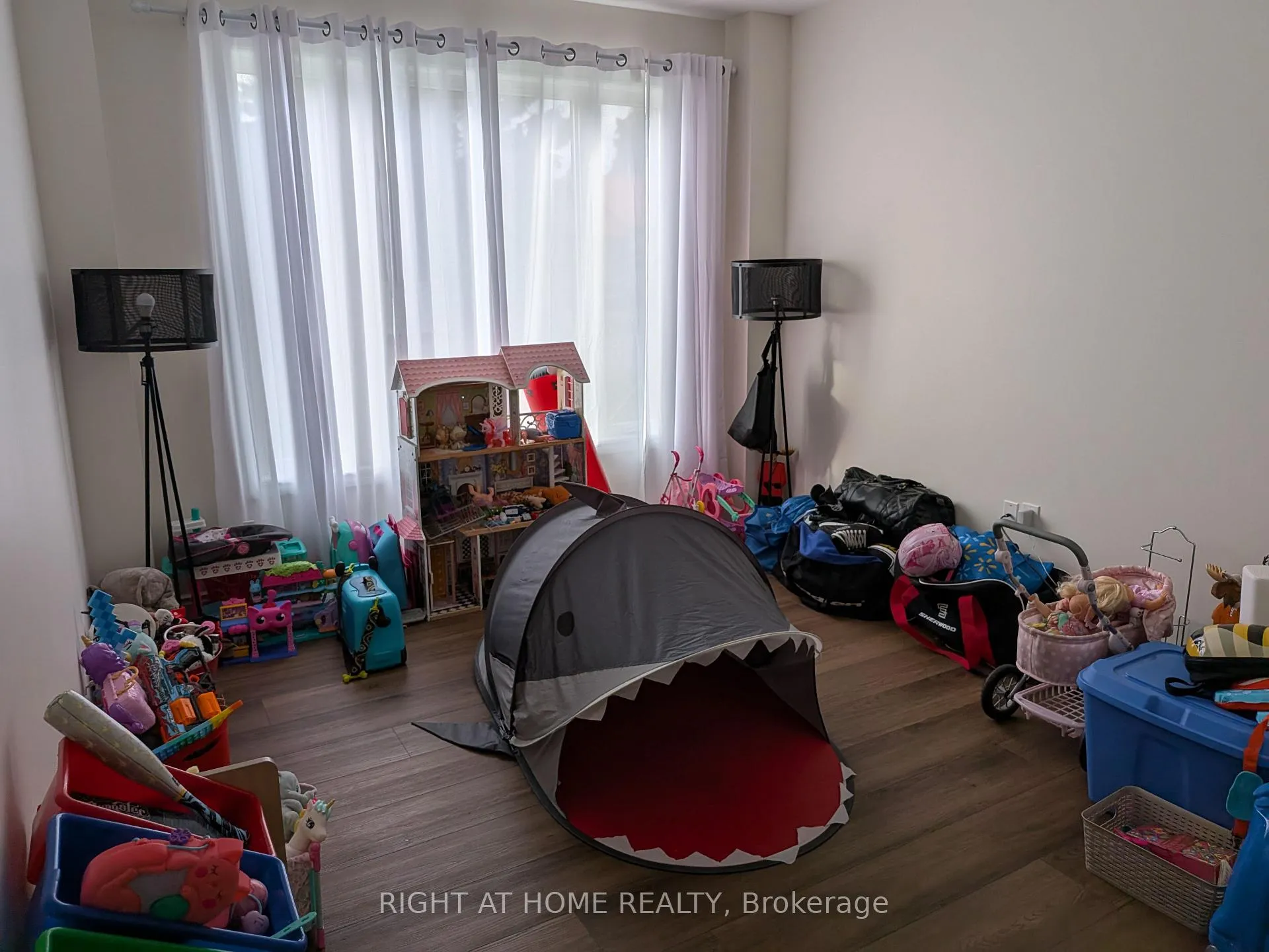Photo 24 of 5 Phair Avenue, Clarington, Courtice — HOMEH