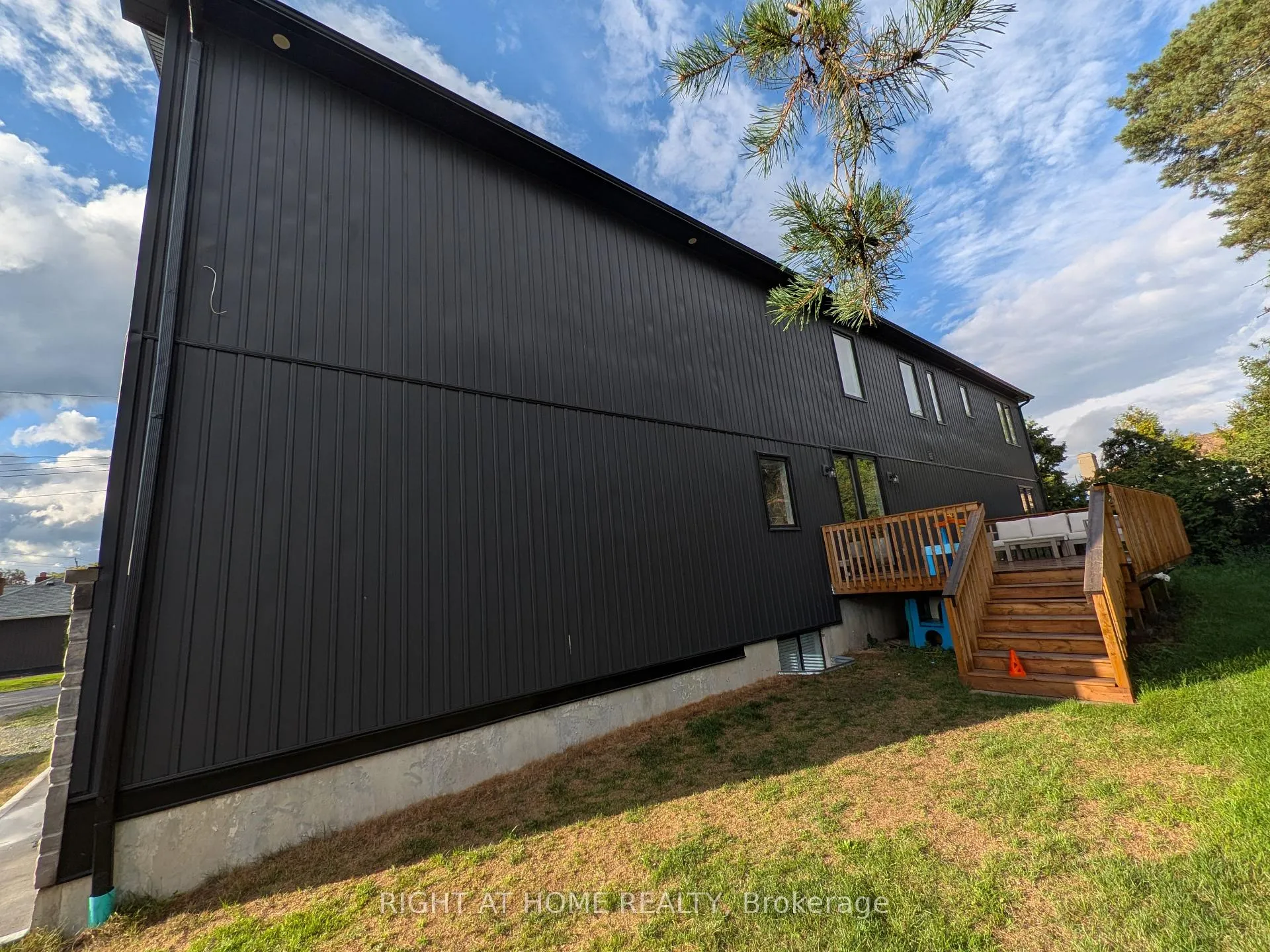 Photo 28 of 5 Phair Avenue, Clarington, Courtice — HOMEH