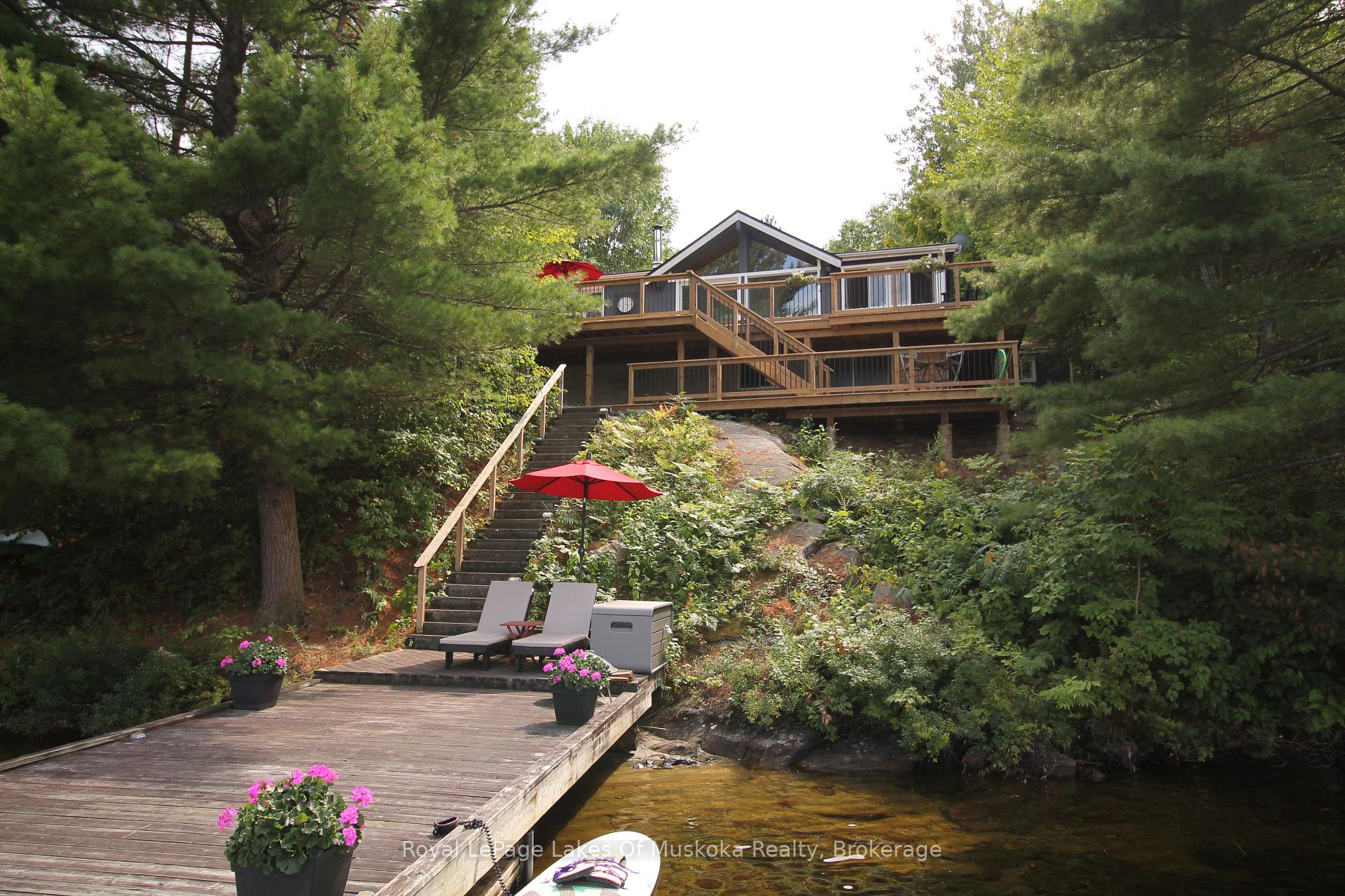 Photo 1 of 524 Peninsula Road, Gravenhurst, Muskoka (S) — HOMEH