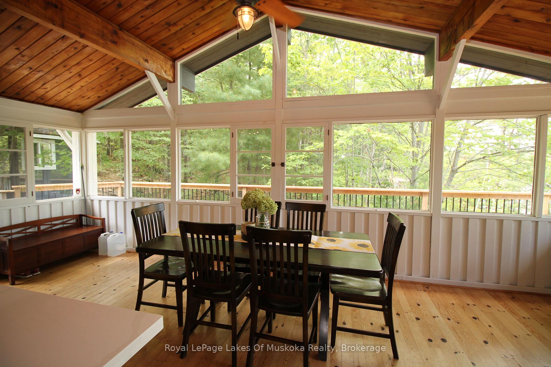 Photo 3 of 524 Peninsula Road, Gravenhurst, Muskoka (S) — HOMEH
