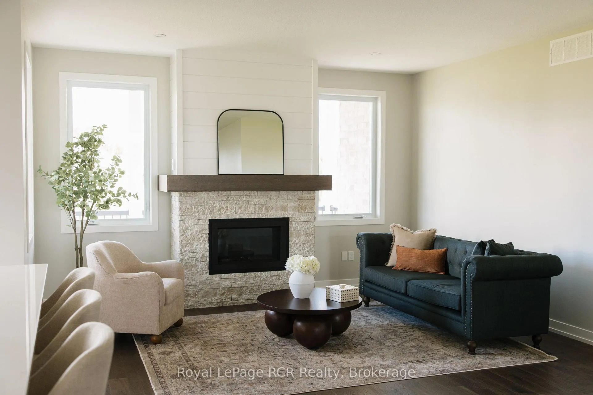 Photo 17 of 157 Jack'S Way, Wellington North, Mount Forest — HOMEH