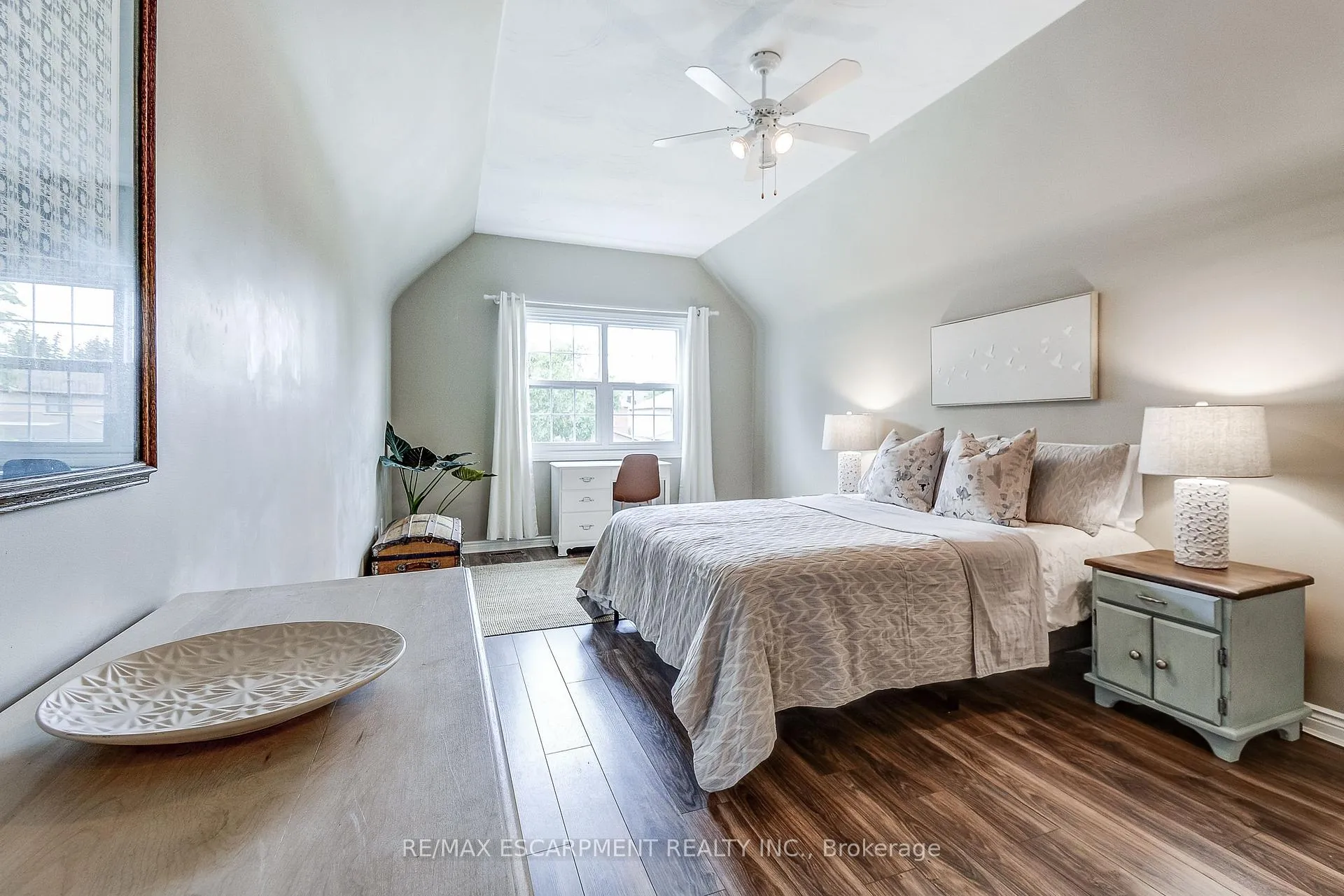 Photo 15 of 37 Culotta Drive, Hamilton, Waterdown — HOMEH