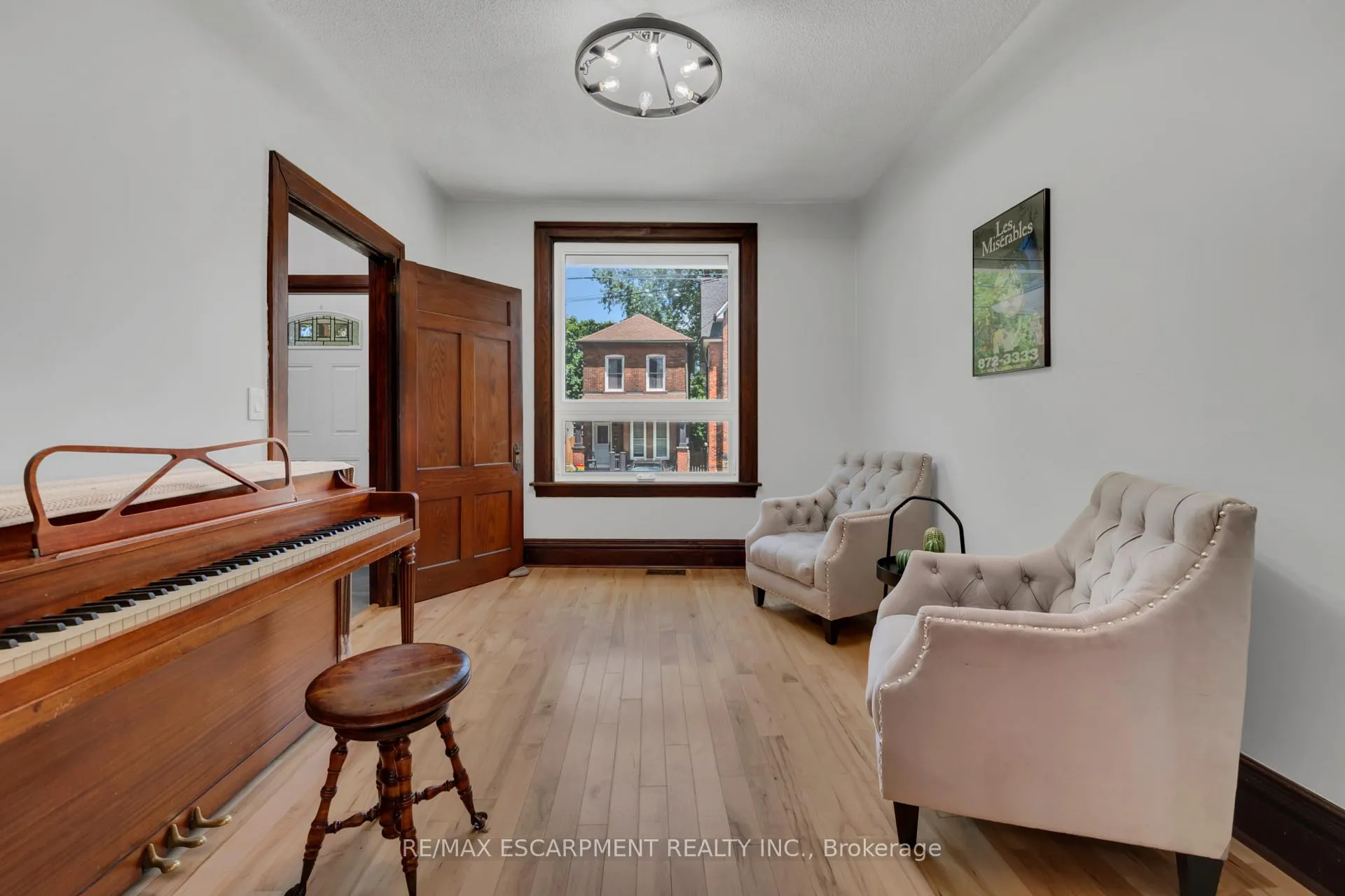 Photo 13 of 91 Peter Street, Hamilton, Strathcona — HOMEH