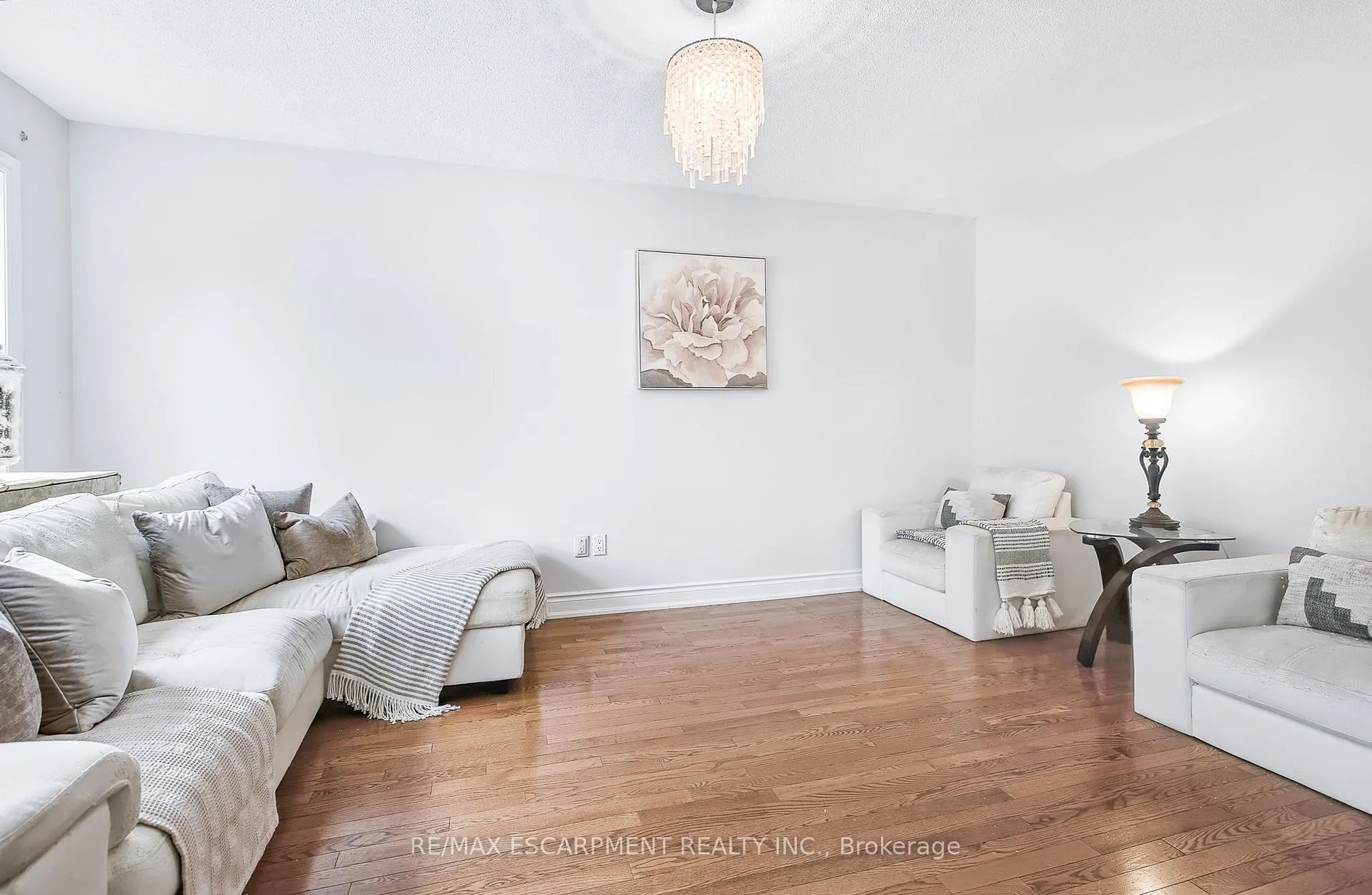 Photo 8 of 14 Ashridge Place, Hamilton, Broughton — HOMEH