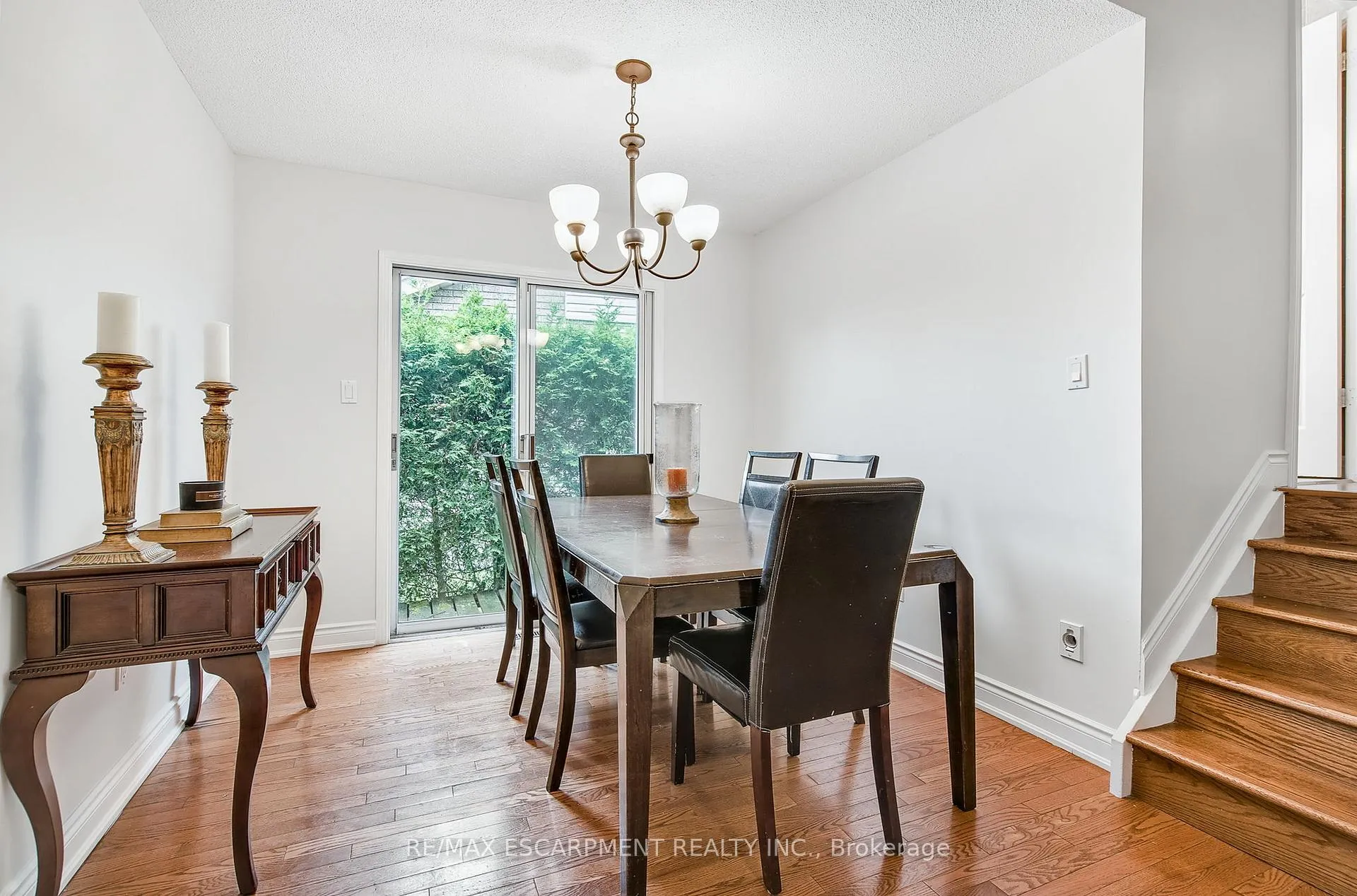 Photo 12 of 14 Ashridge Place, Hamilton, Broughton — HOMEH
