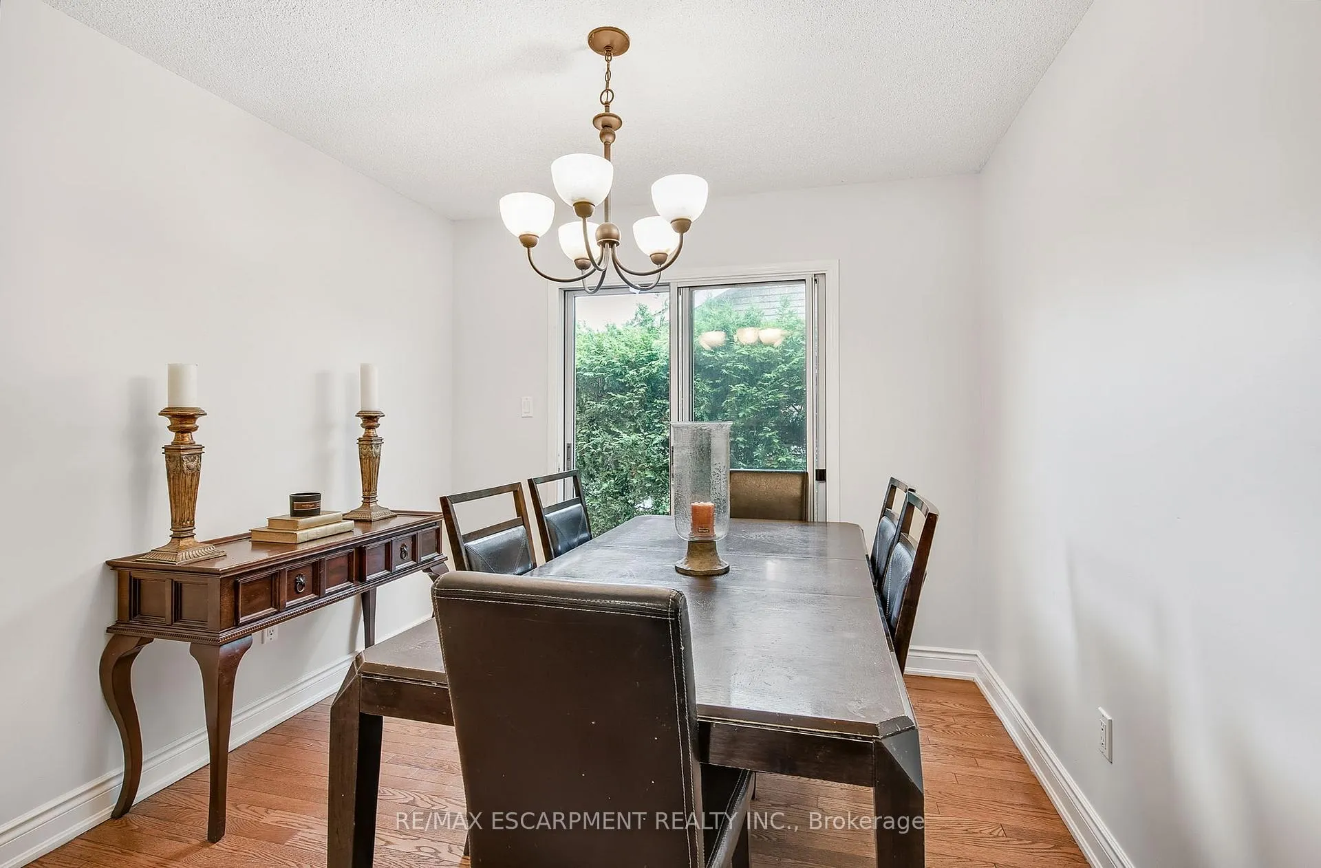 Photo 13 of 14 Ashridge Place, Hamilton, Broughton — HOMEH
