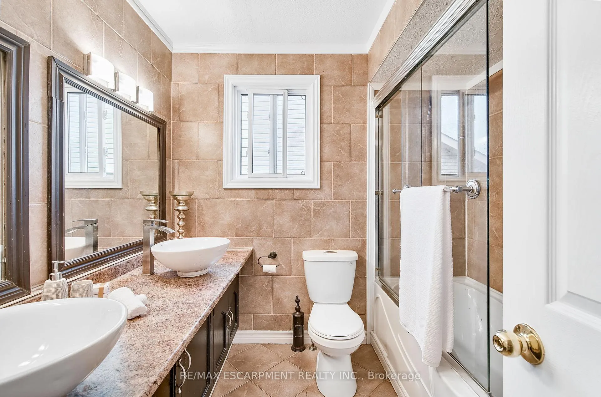 Photo 17 of 14 Ashridge Place, Hamilton, Broughton — HOMEH