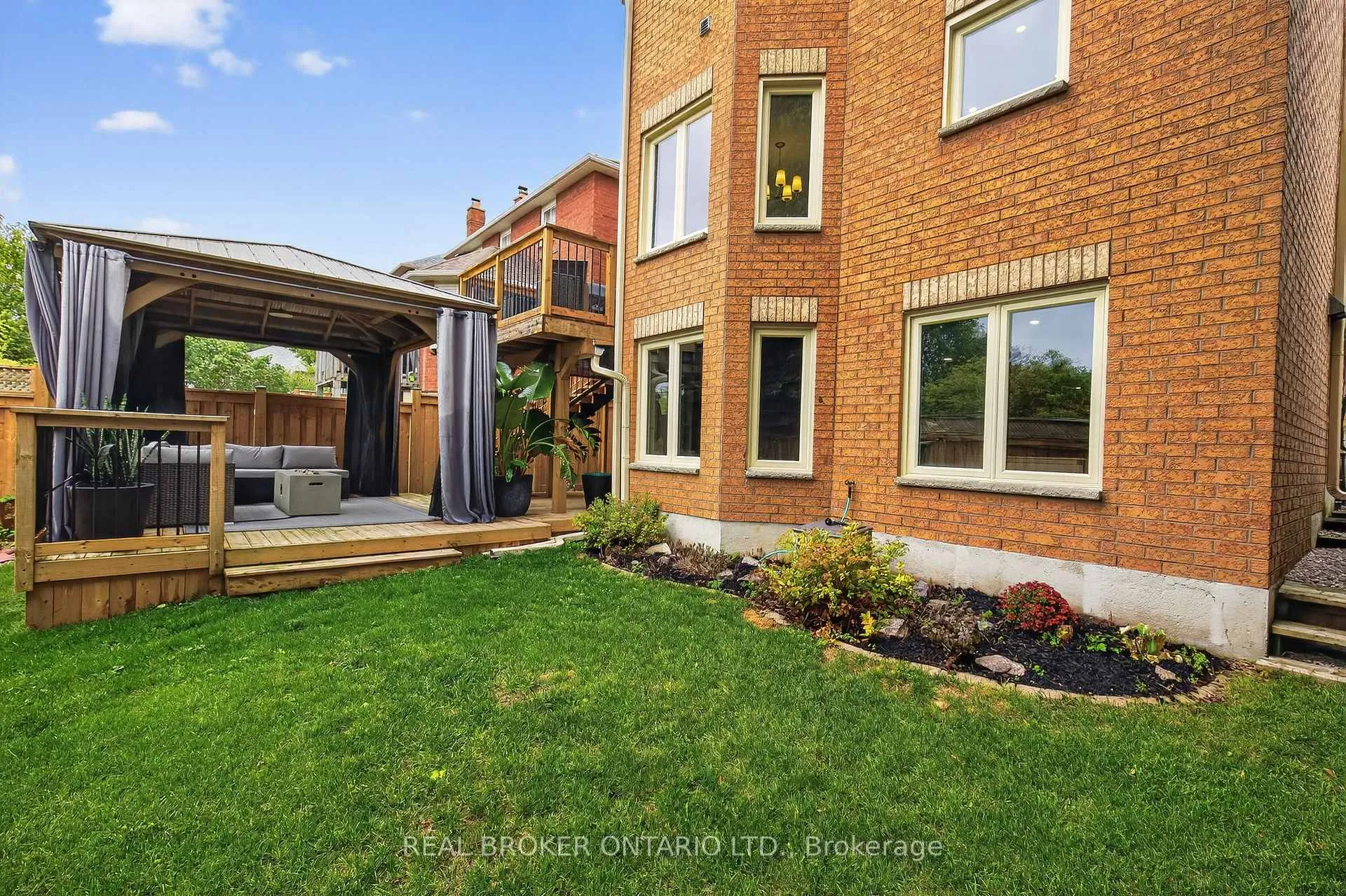 Photo 37 of 37 Macmillan Crescent, Barrie, Painswick North — HOMEH