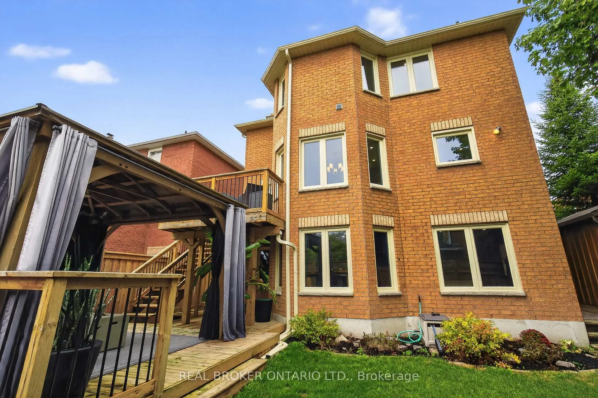 Photo 40 of 37 Macmillan Crescent, Barrie, Painswick North — HOMEH