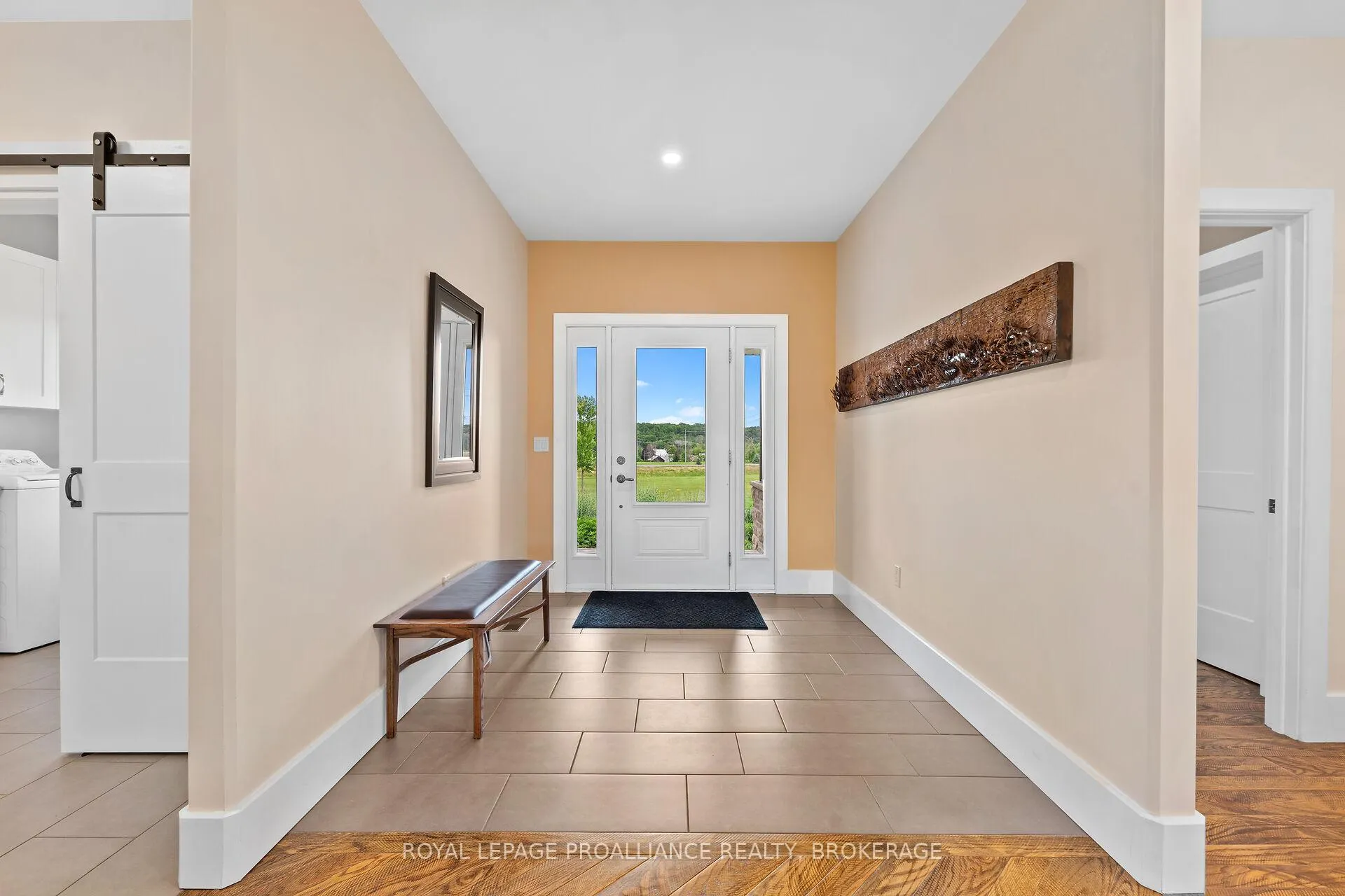 Photo 8 of 5 Sandstone Court, Frontenac, Frontenac South — HOMEH