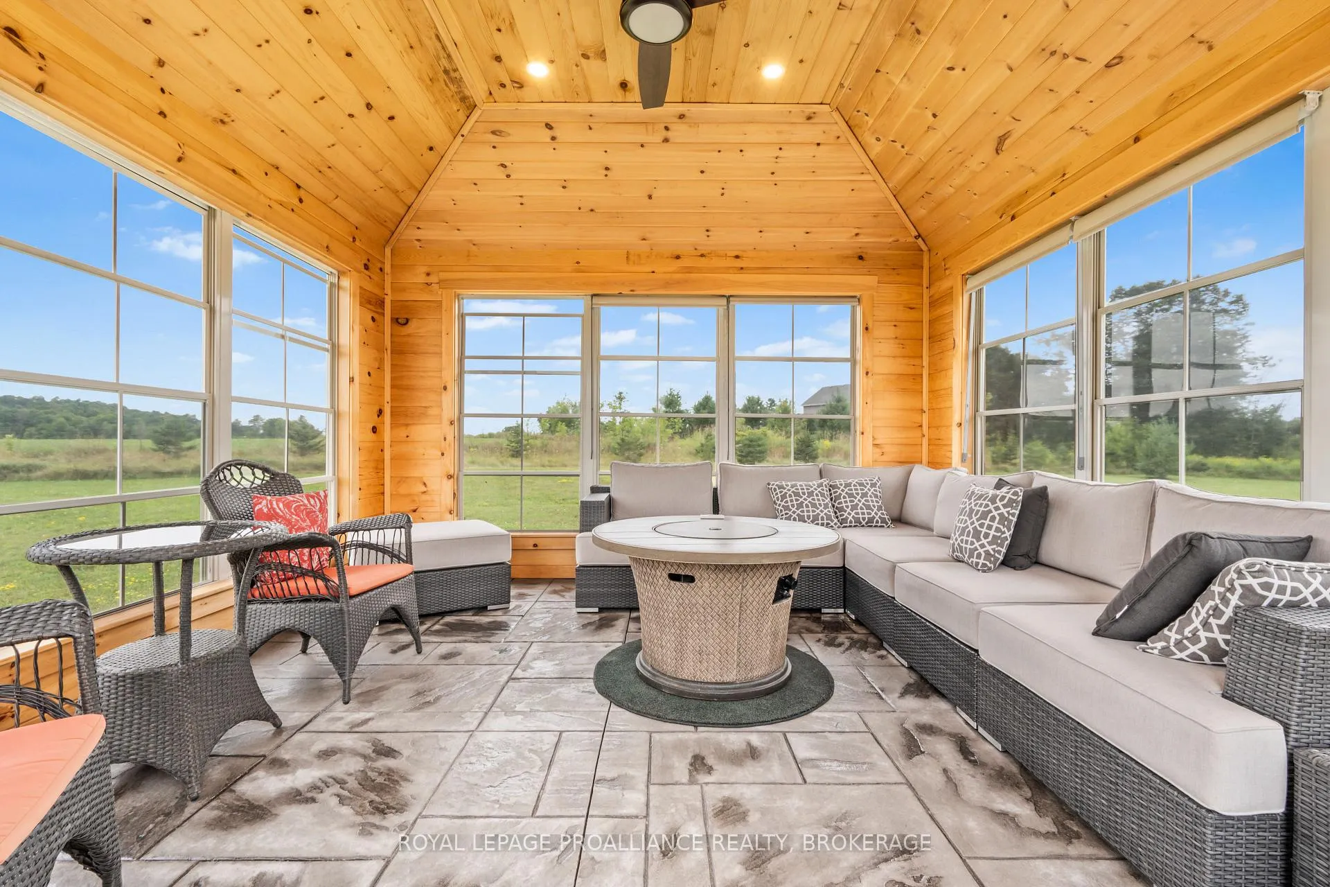 Photo 41 of 5 Sandstone Court, Frontenac, Frontenac South — HOMEH