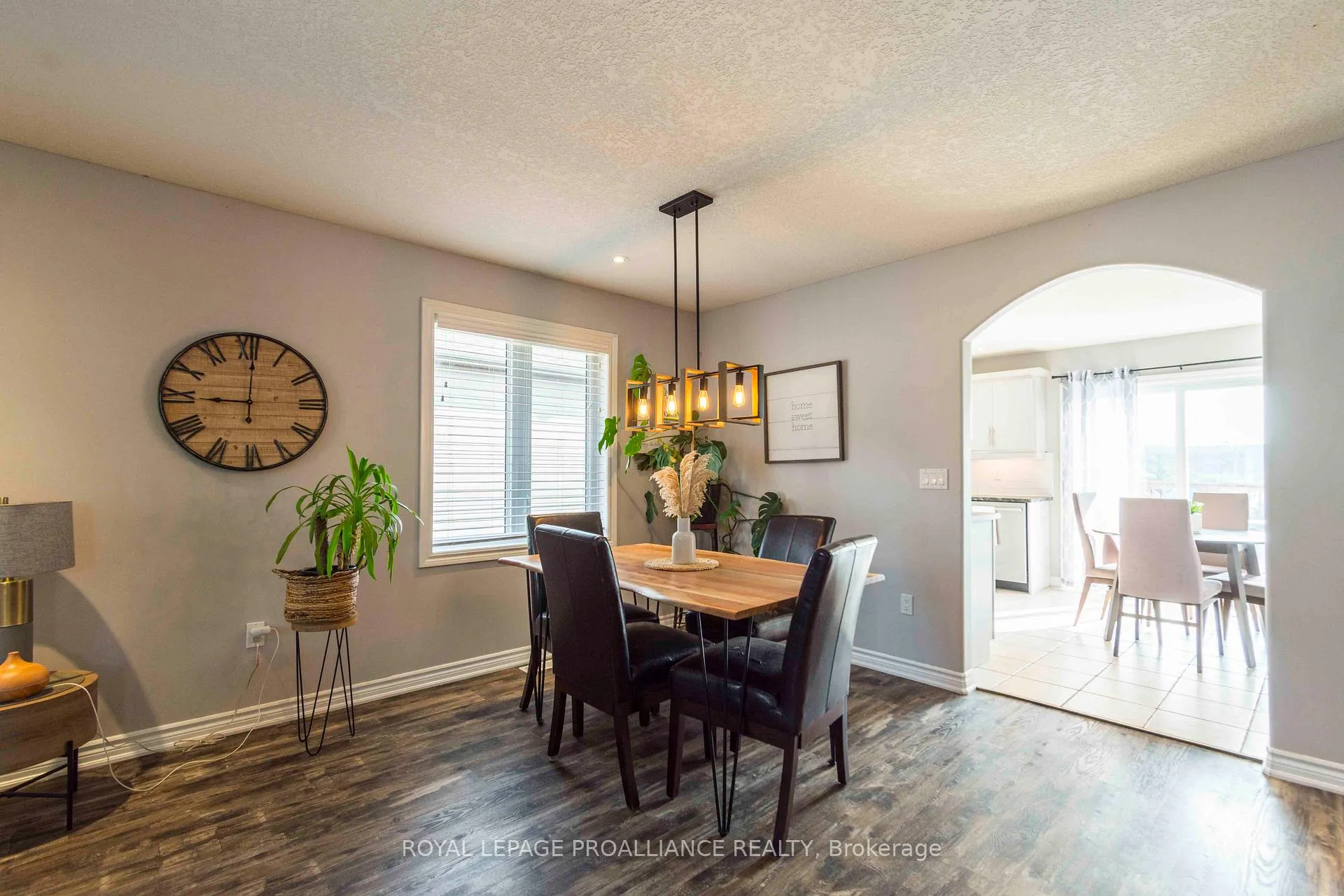 Photo 8 of 17 Rosewood Drive, Quinte West, Frankford Ward — HOMEH