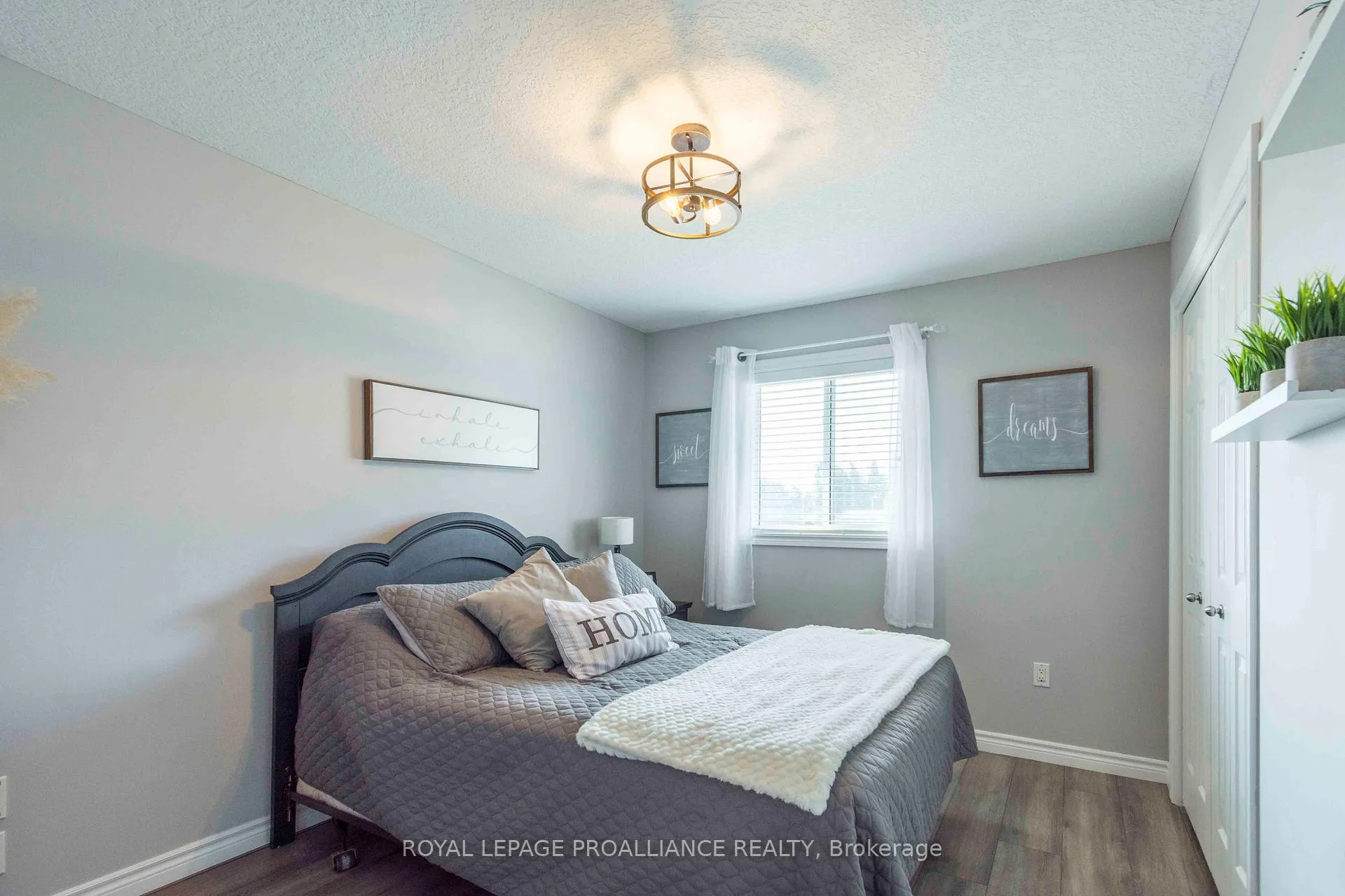 Photo 18 of 17 Rosewood Drive, Quinte West, Frankford Ward — HOMEH