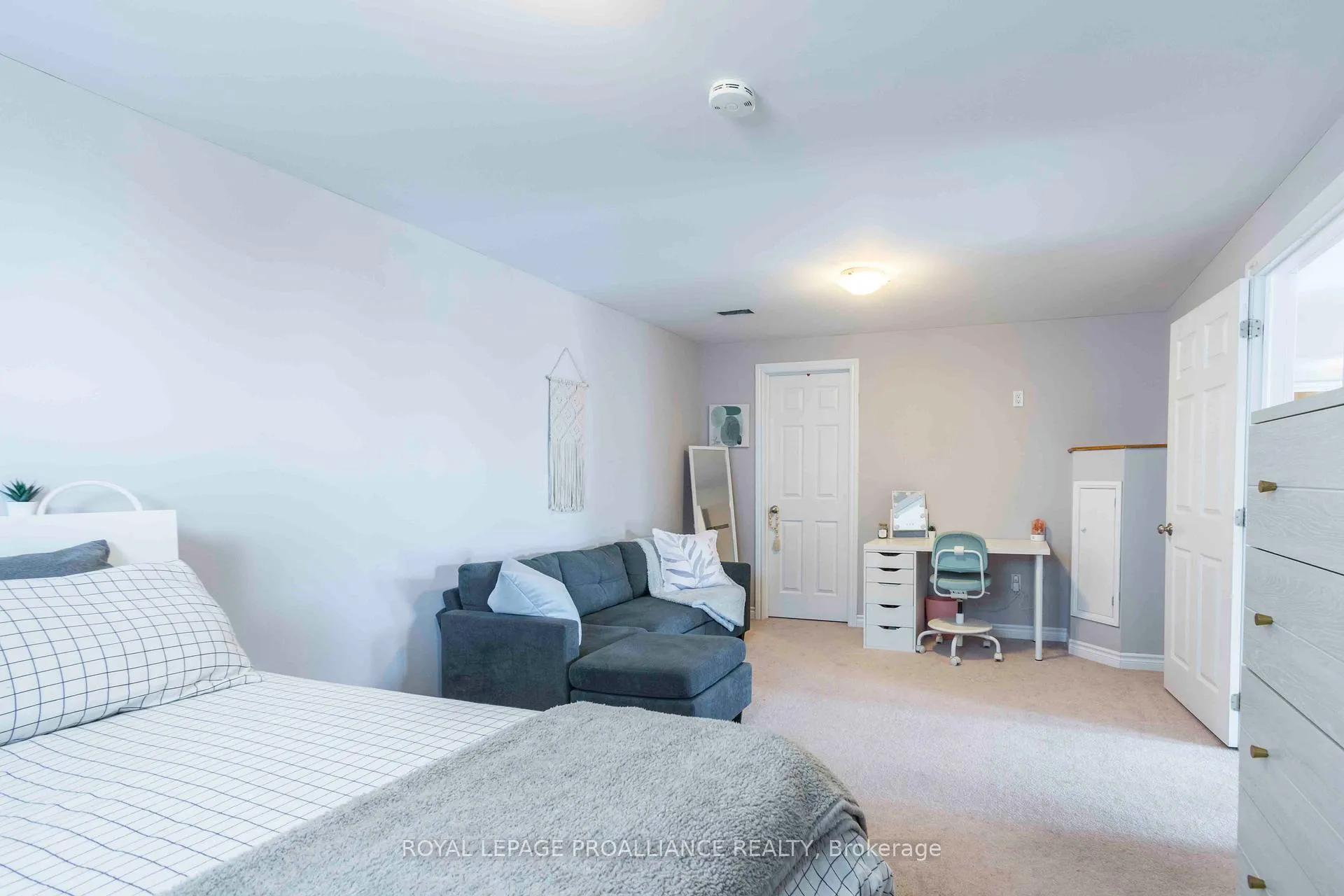 Photo 25 of 17 Rosewood Drive, Quinte West, Frankford Ward — HOMEH