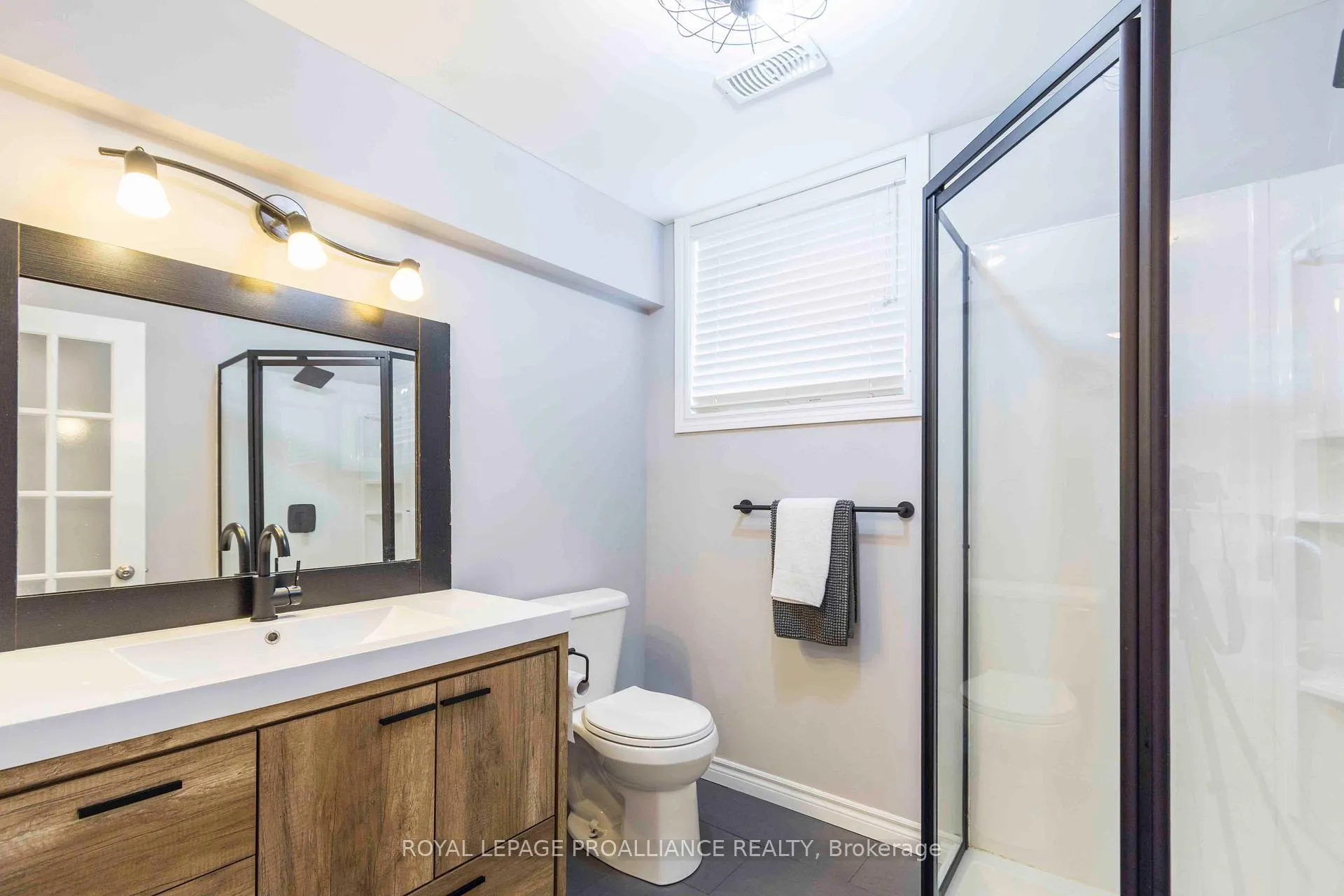Photo 26 of 17 Rosewood Drive, Quinte West, Frankford Ward — HOMEH