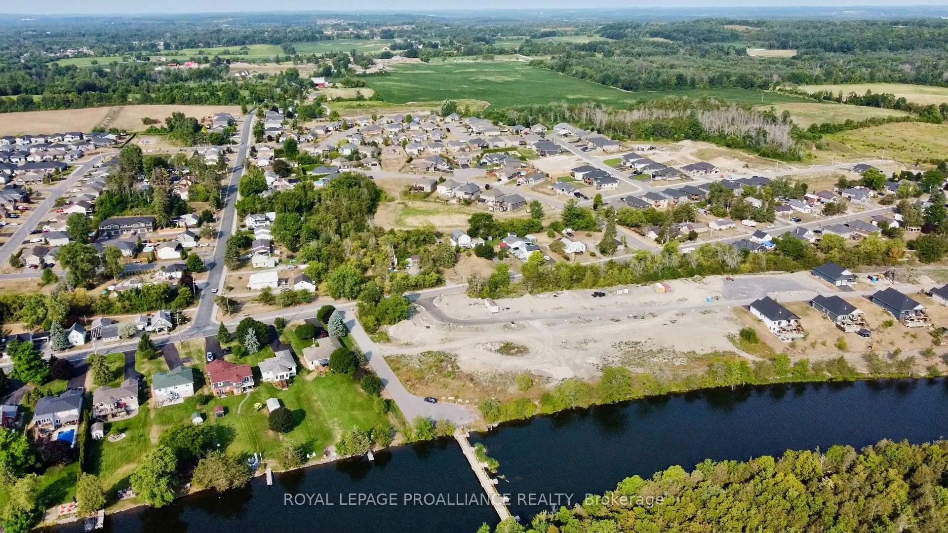 Photo 39 of 17 Rosewood Drive, Quinte West, Frankford Ward — HOMEH