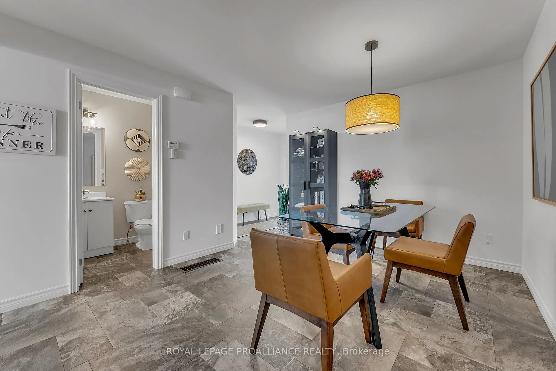 Photo 8 of 27 Ridgeway Place, Belleville, Belleville Ward — HOMEH