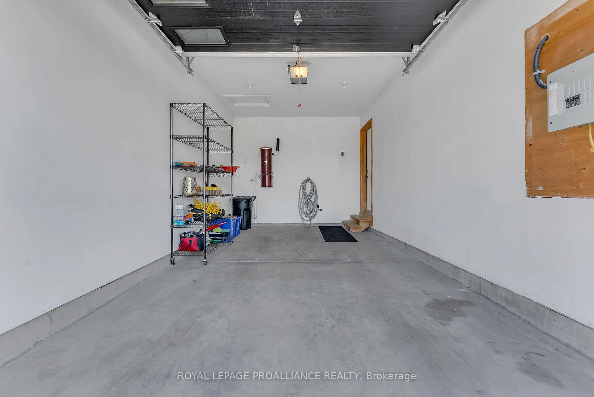 Photo 38 of 27 Ridgeway Place, Belleville, Belleville Ward — HOMEH