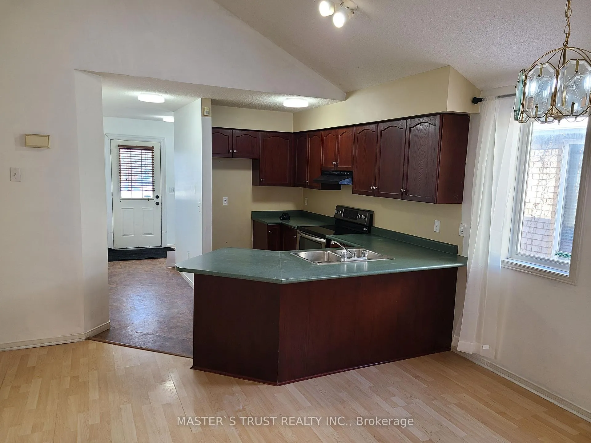 Photo 41 of 174 Rickson Avenue, Guelph, Kortright West — HOMEH