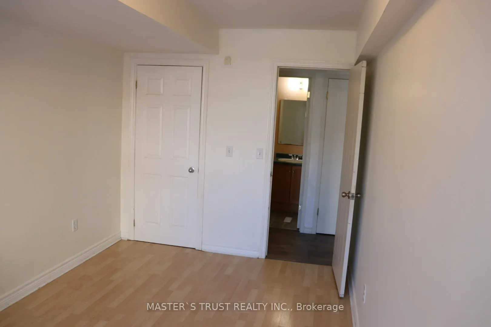 Photo 243 of 174 Rickson Avenue, Guelph, Kortright West — HOMEH