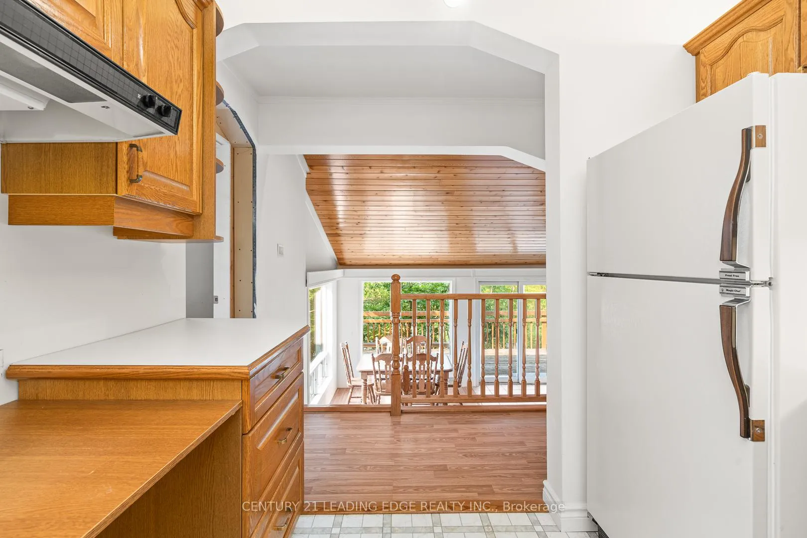 Photo 12 of 764 Peninsula Road, Gravenhurst, Wood (Gravenhurst) — HOMEH