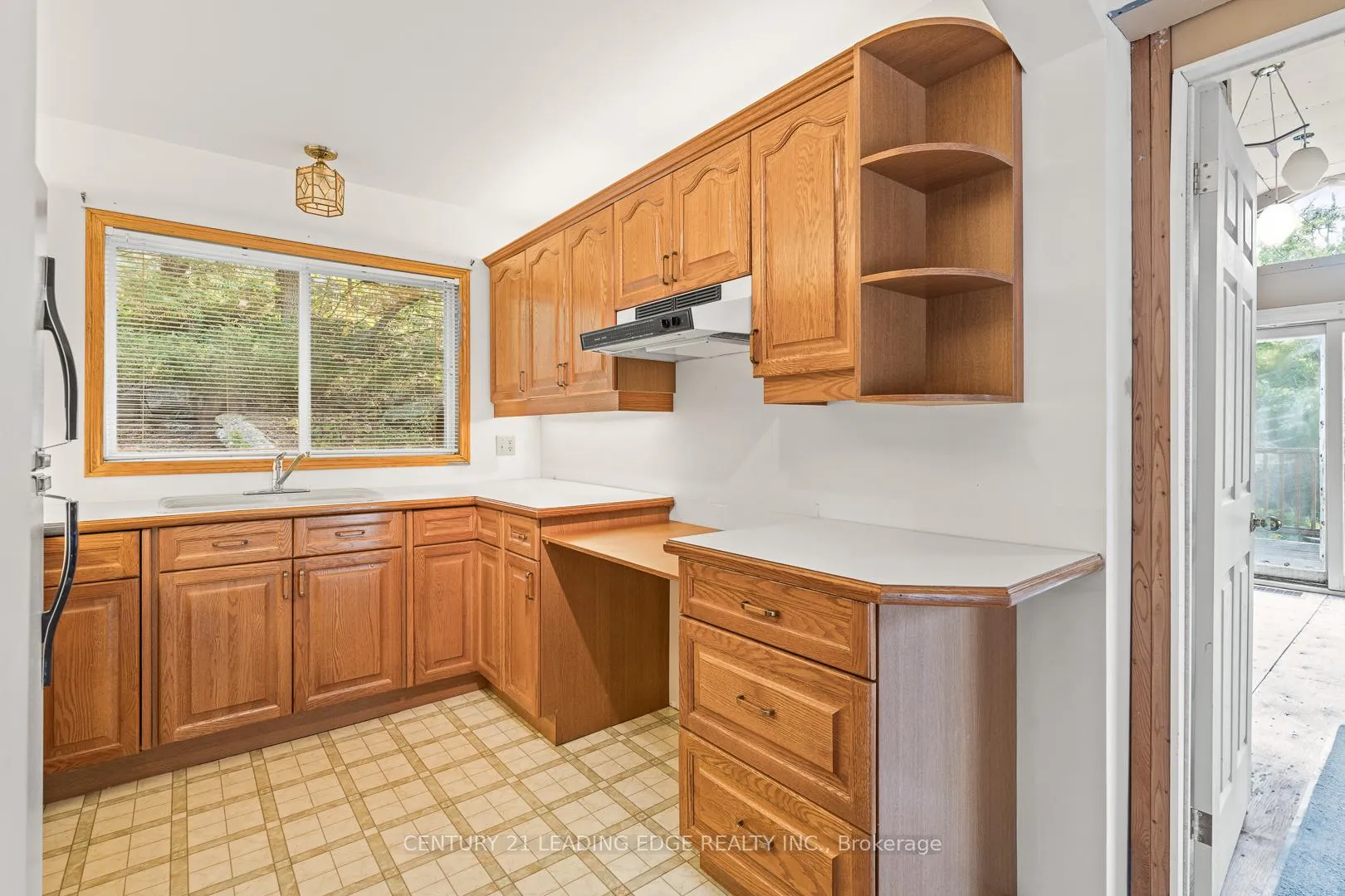 Photo 14 of 764 Peninsula Road, Gravenhurst, Wood (Gravenhurst) — HOMEH