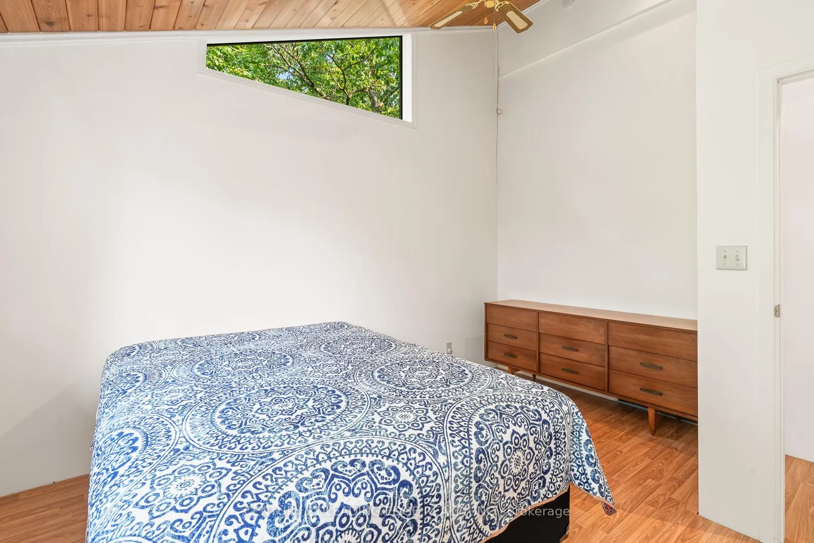 Photo 15 of 764 Peninsula Road, Gravenhurst, Wood (Gravenhurst) — HOMEH